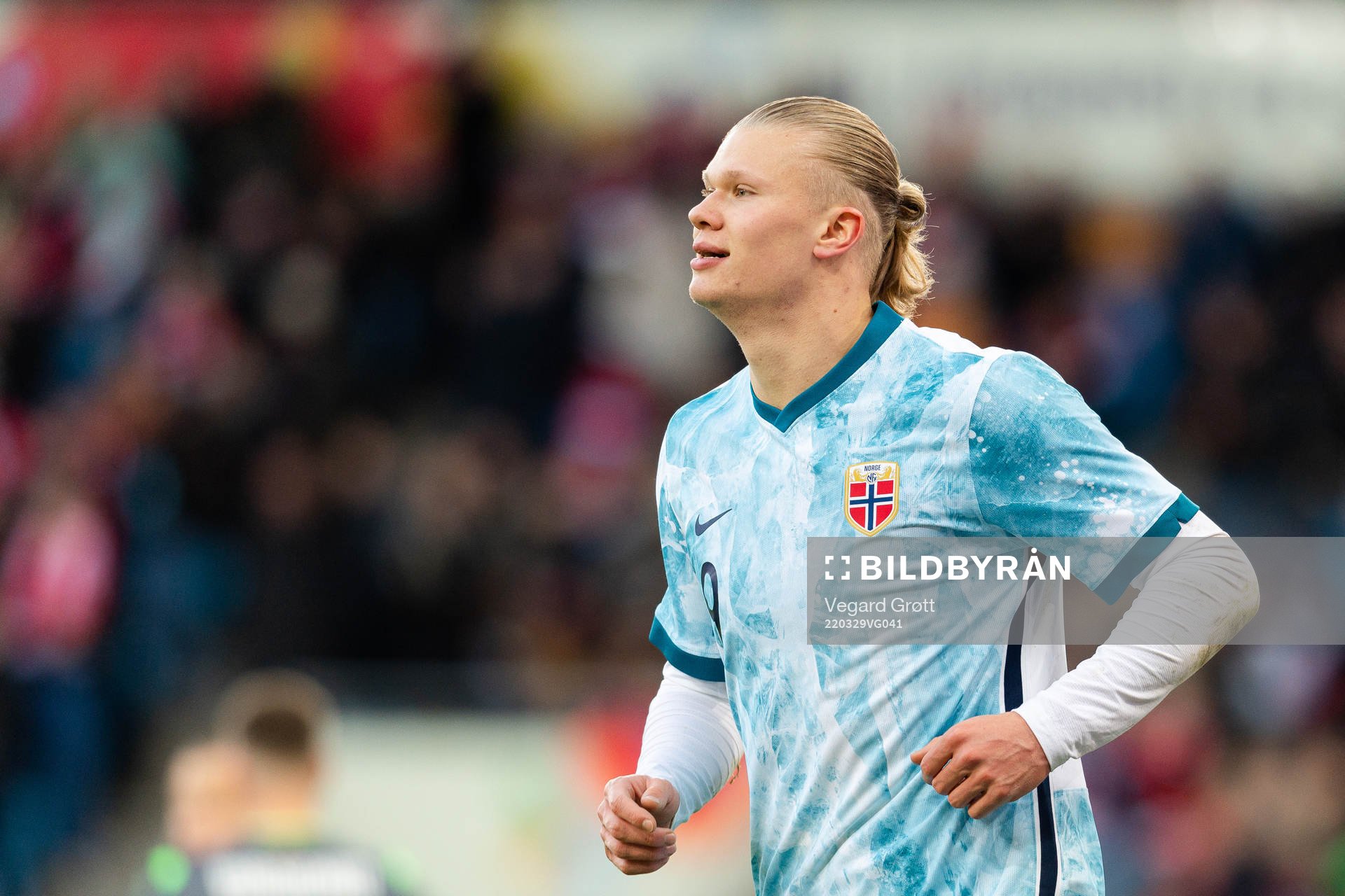 Erling Braut Haaland of Norway celebrates the 1-0 goal