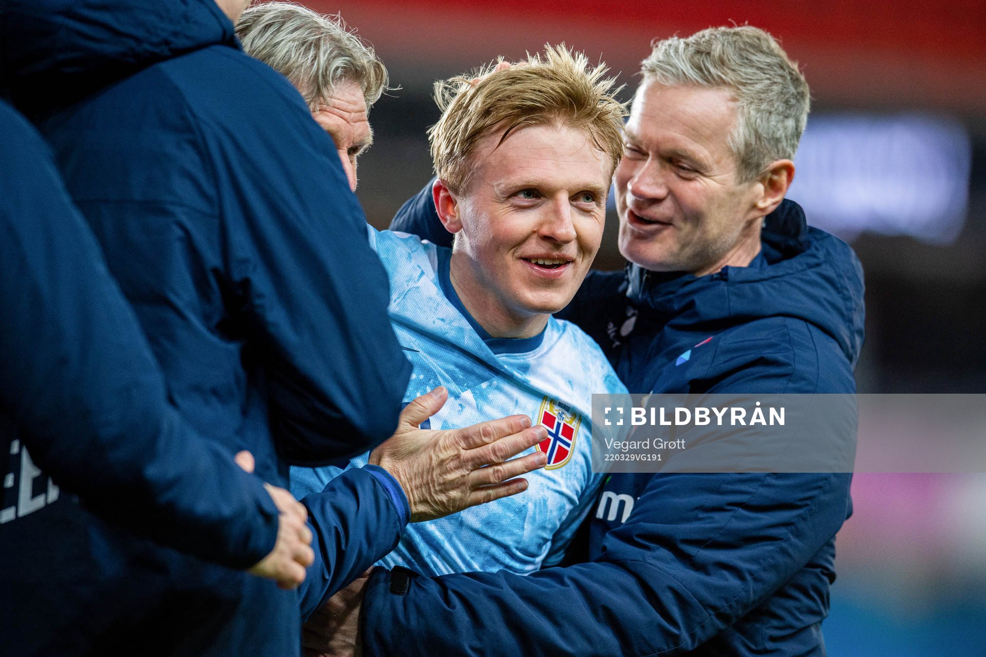 Mats Møller Dæhli of Norway celebrates with Are Hokstad,