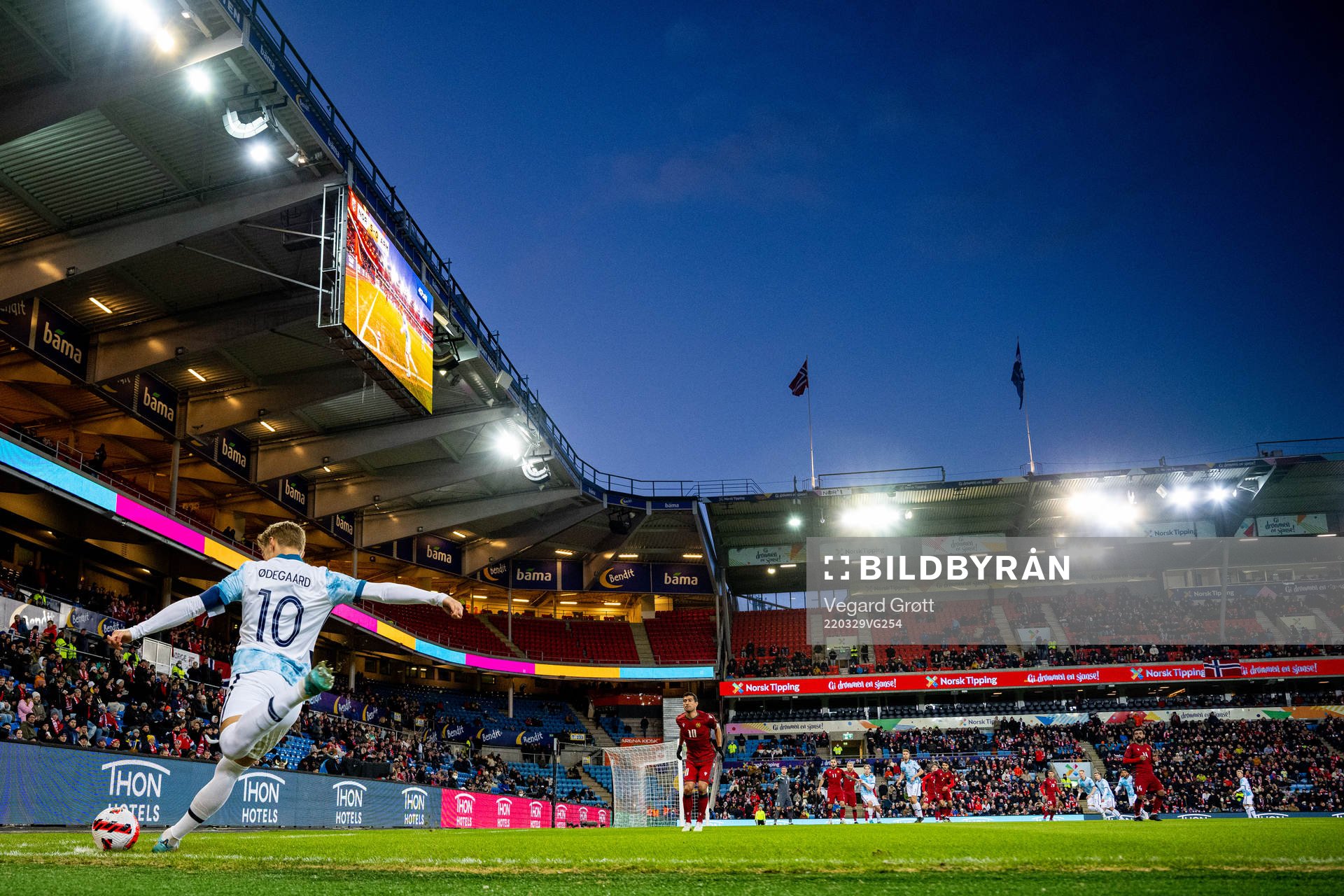 Martin Ødegaard of Norway takes a corner kick