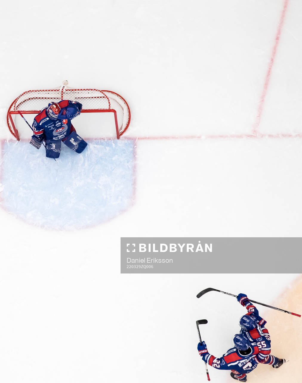 målvakt Tim Juel och John Dahlström och David Quenneville