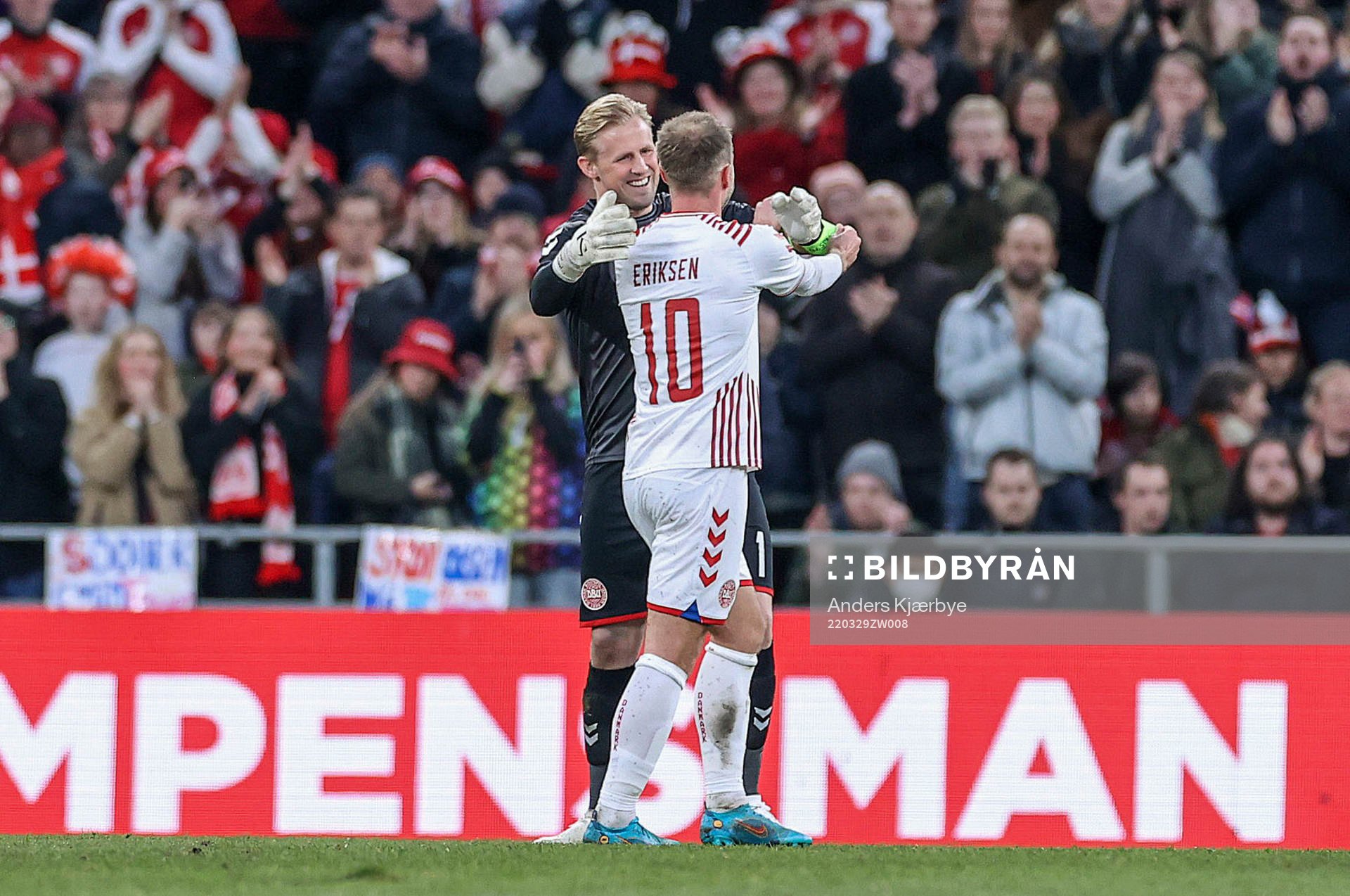 [DK=20220329: Kasper Schmeichel, Danmark og Christian