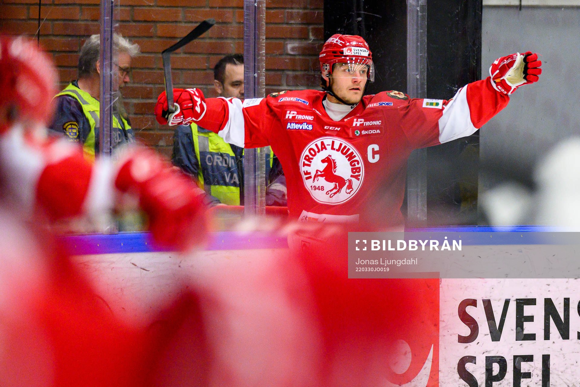 Troja/Ljungbys Daniel Karlsson jublar