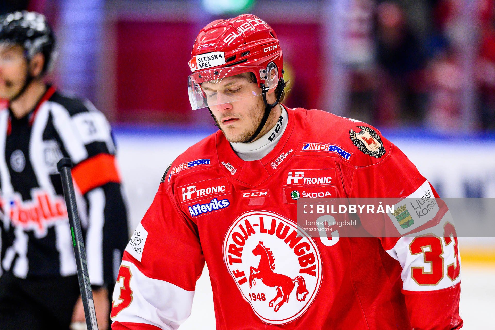 Troja/Ljungbys Daniel Karlsson deppar