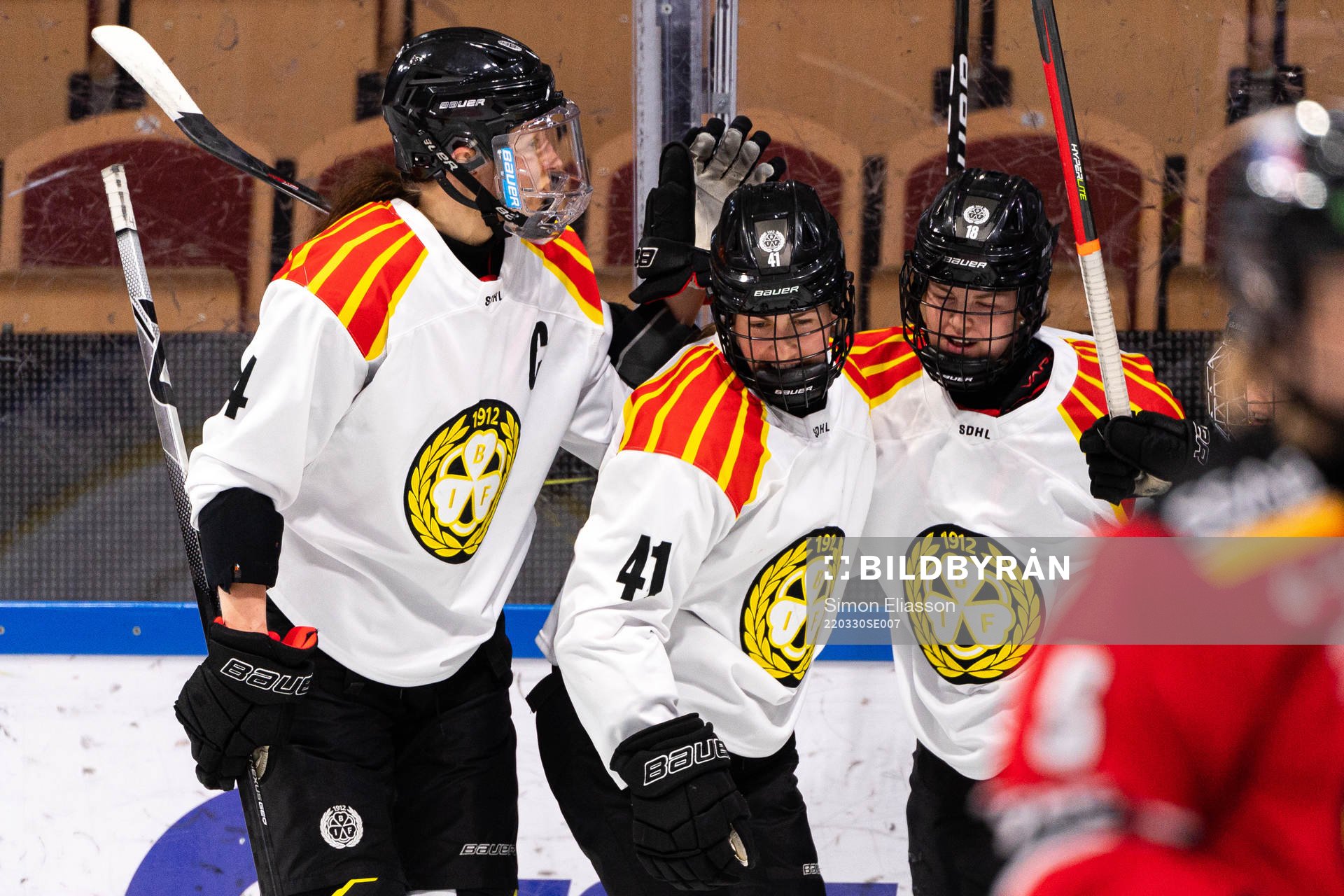 Brynäs Rosa Lindstedt , Denisa Krizova och Emma Murén