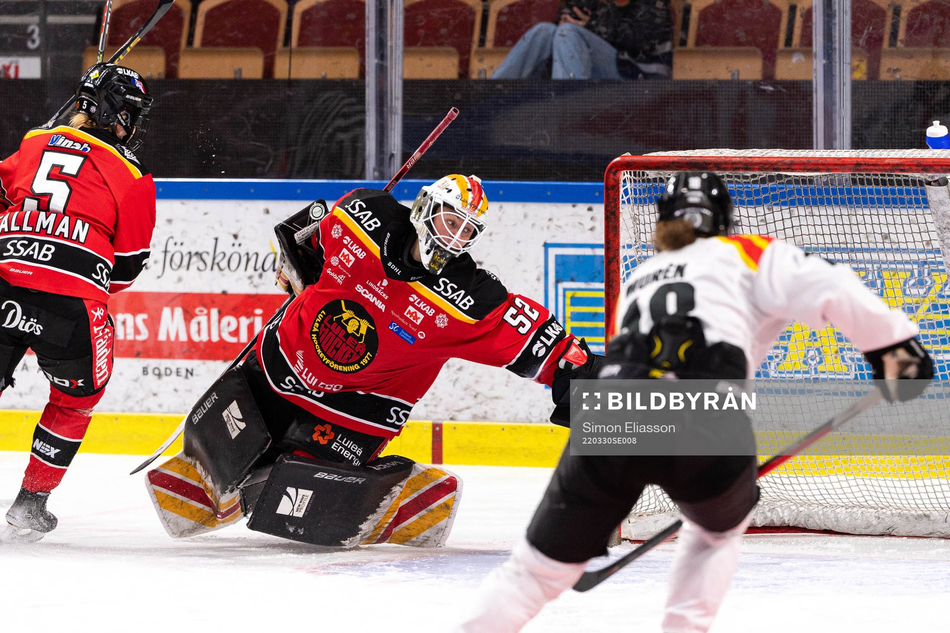 Brynäs Denisa Krizova, ej i bild, gör 0-1 bakom Luleås