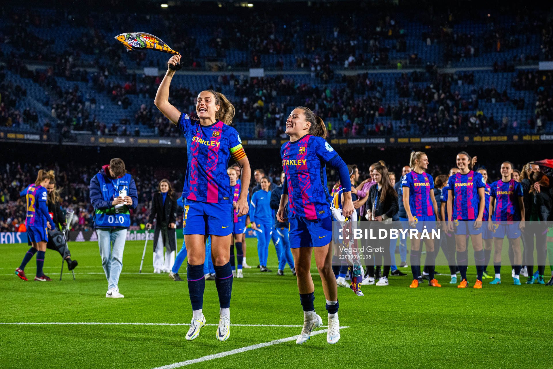 Alexia Putellas and Claudia Pina of Barcelona celebrate