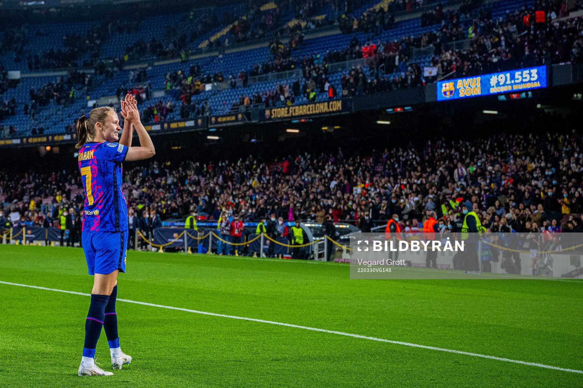 Caroline Graham Hansen of Barcelona celebrates