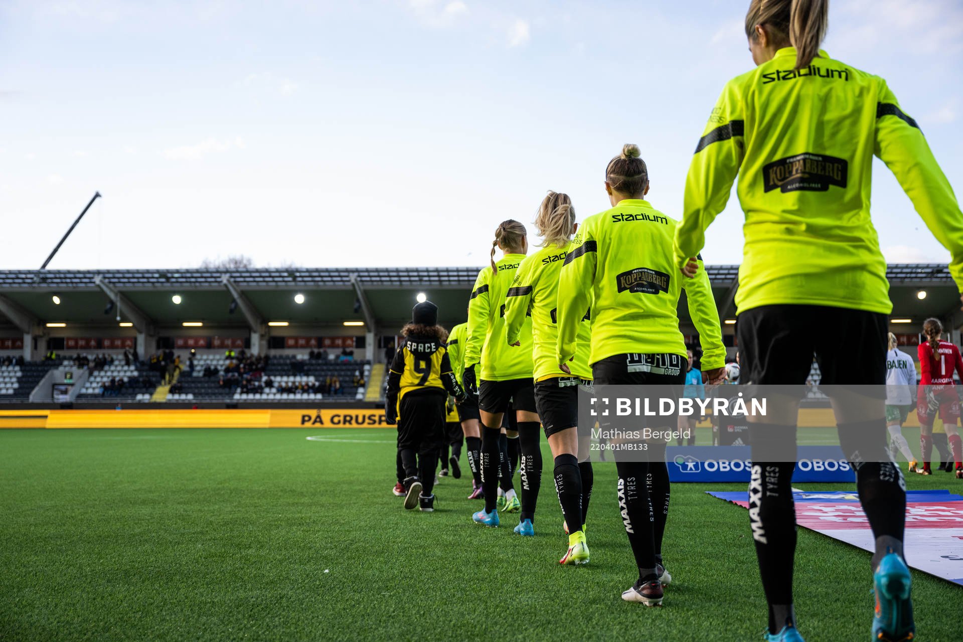 Häckens spelare gör entré