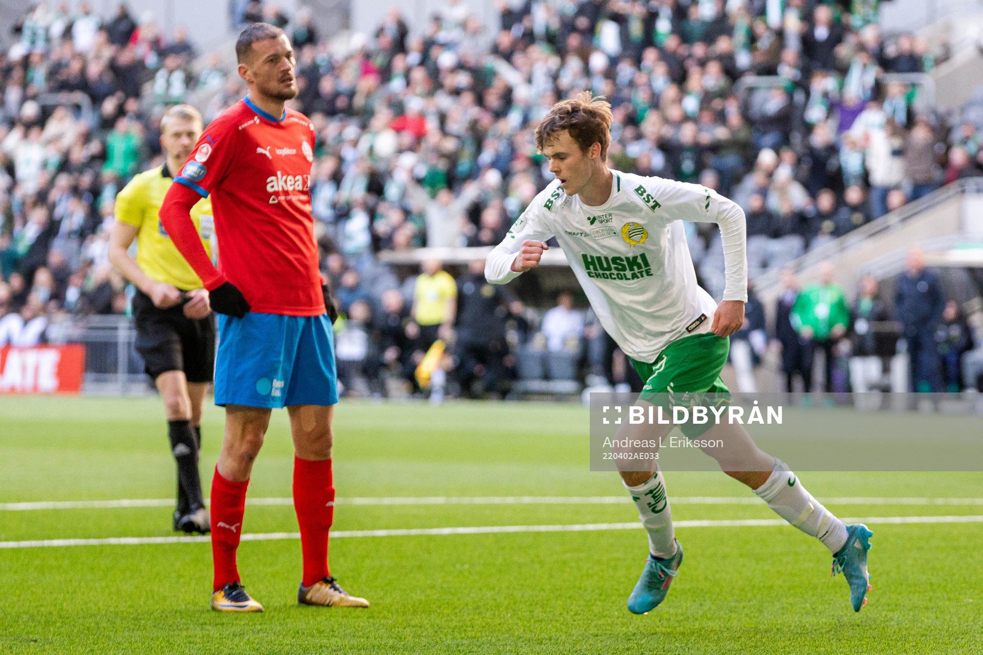 Hammarbys Williot Swedberg jublar