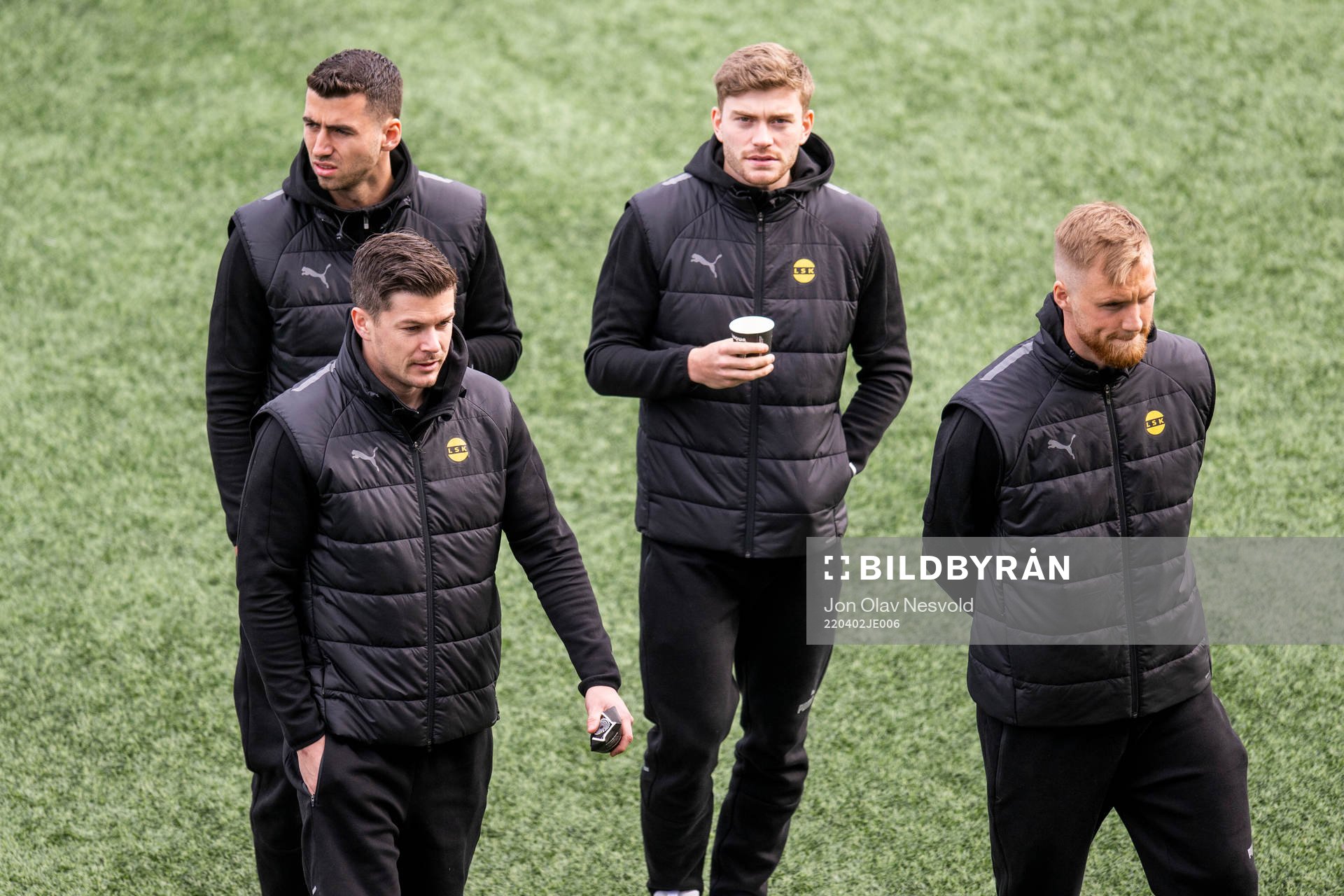 Pål André Helland and players of Lillestrøm
