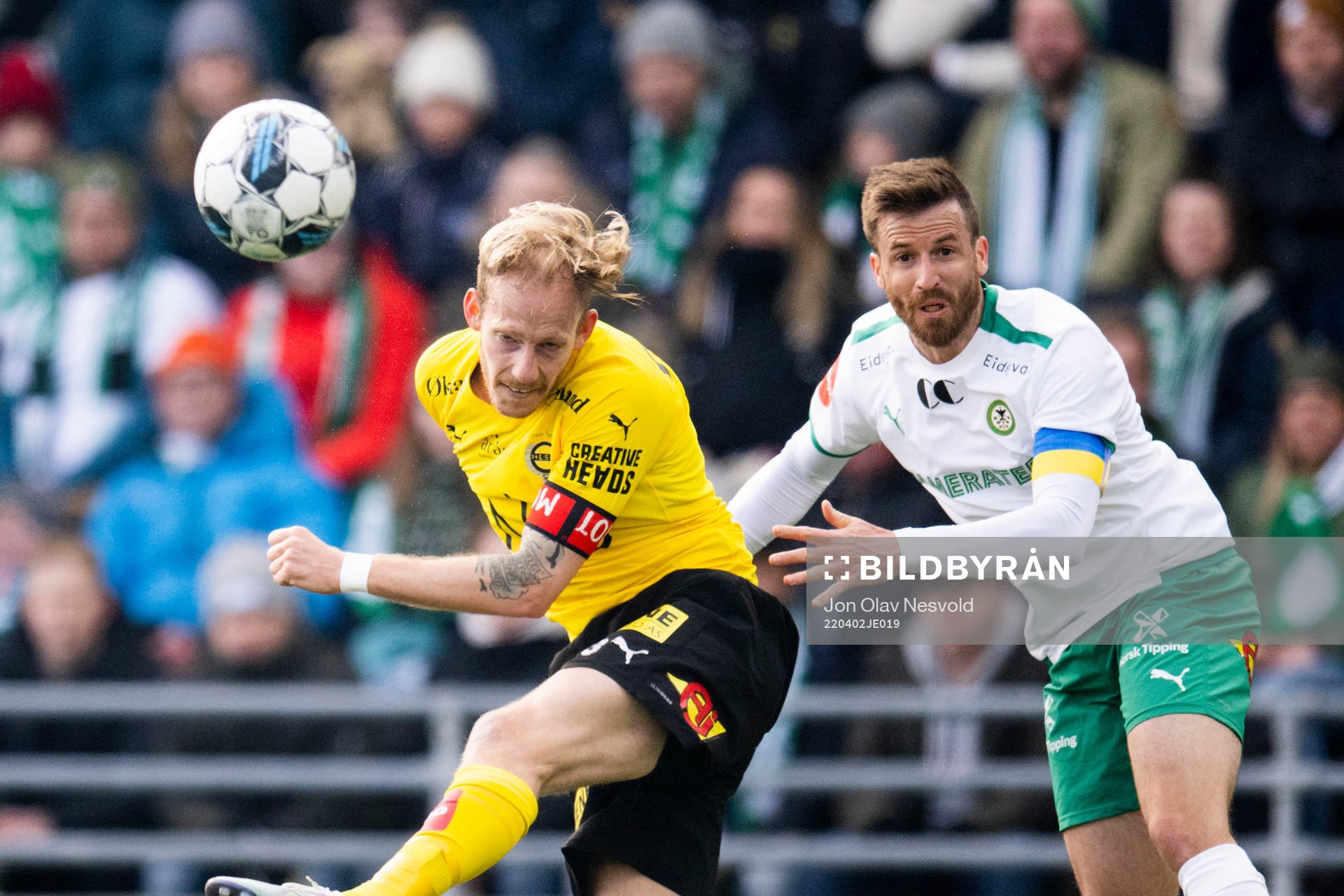 Colin Rösler of Lillestrøm and Julian Fletcher Dunn of