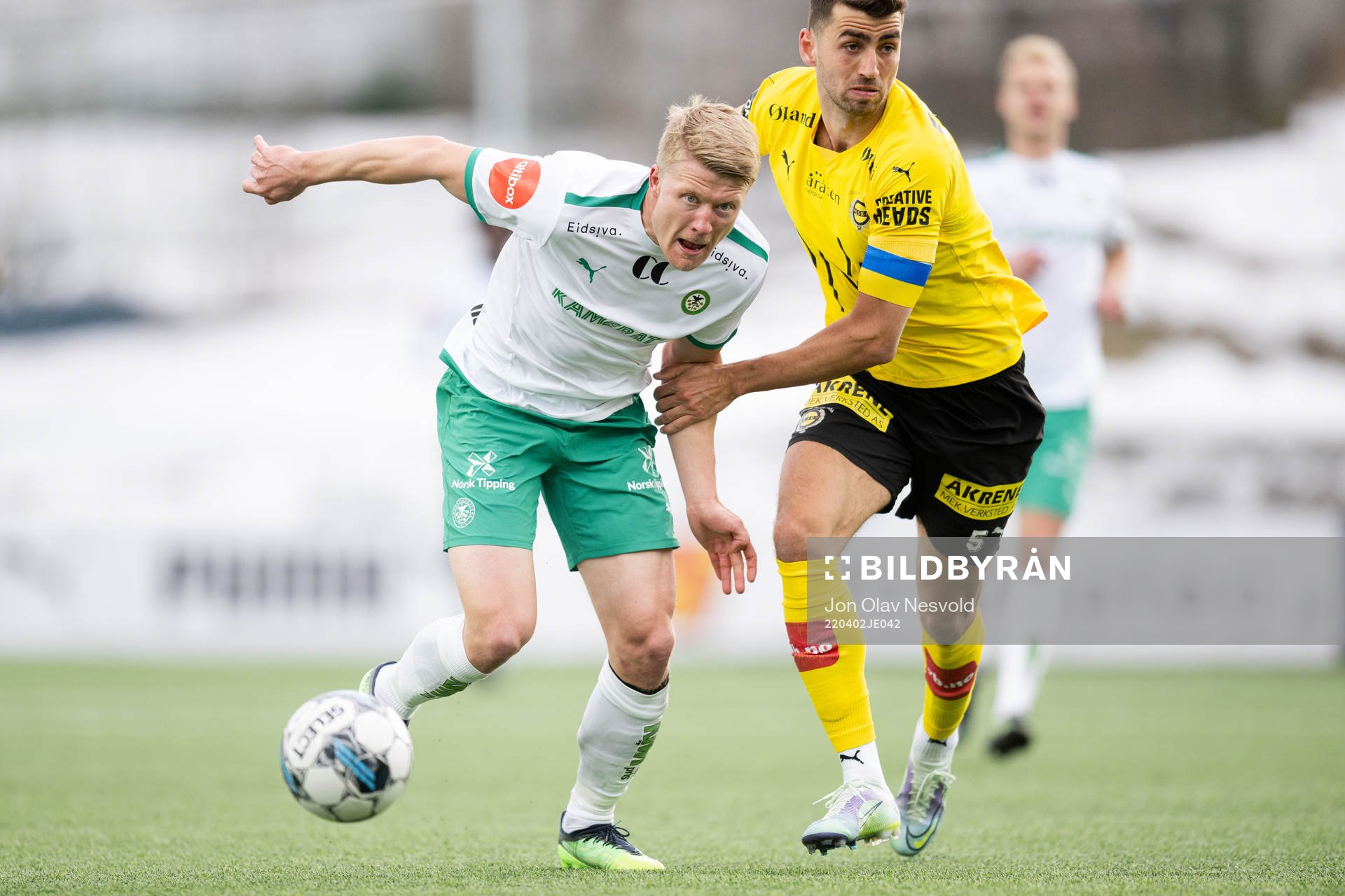 Kristian Eriksen of HamKam and Vetle Winger Dragsnes of Lillestrøm during the Eliteserien match between HamKam and Lillestrøm on April 2, 2022 in Hamar.