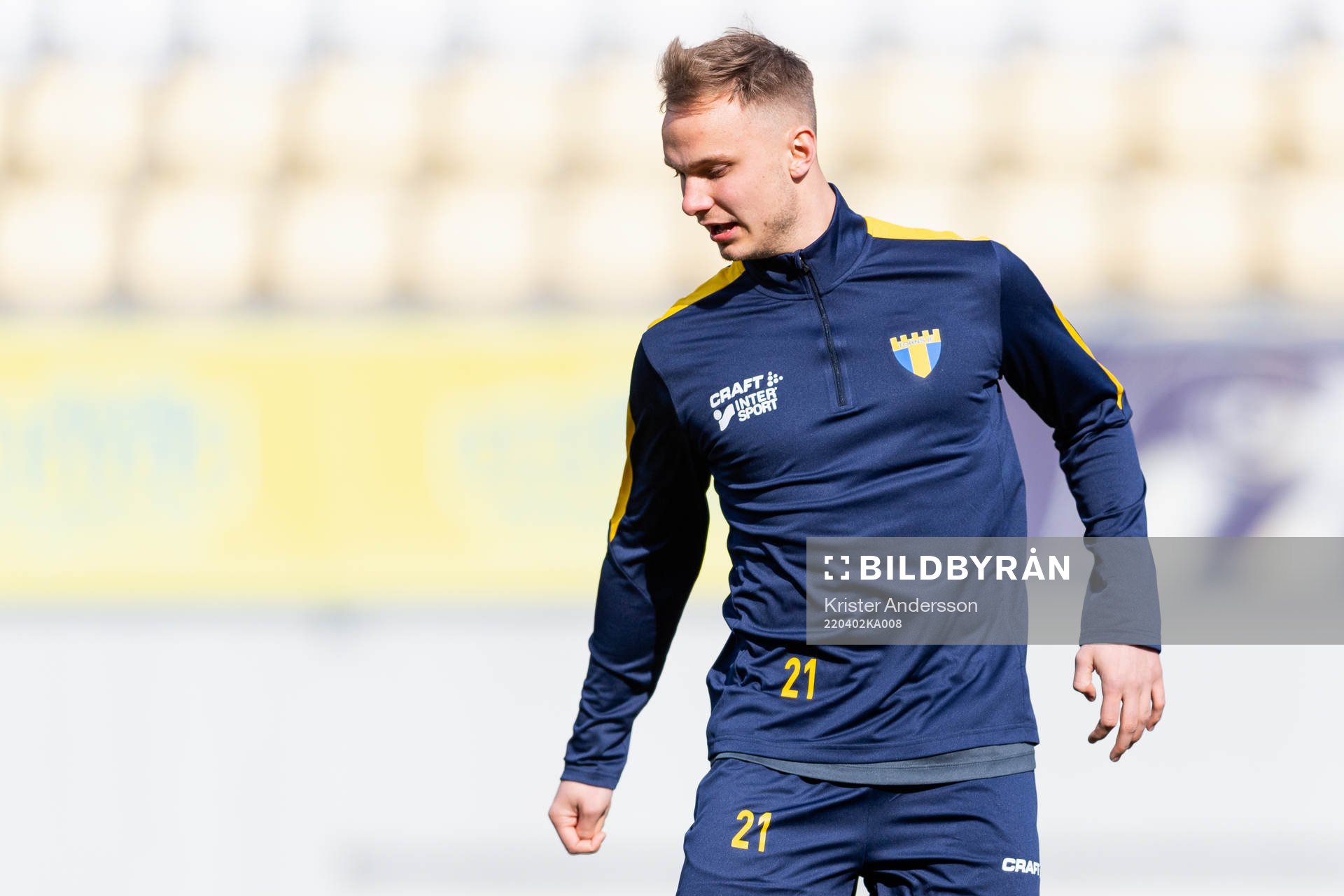 Torns Ossian Hallberg före fotbollsmatchen i Ettan södra