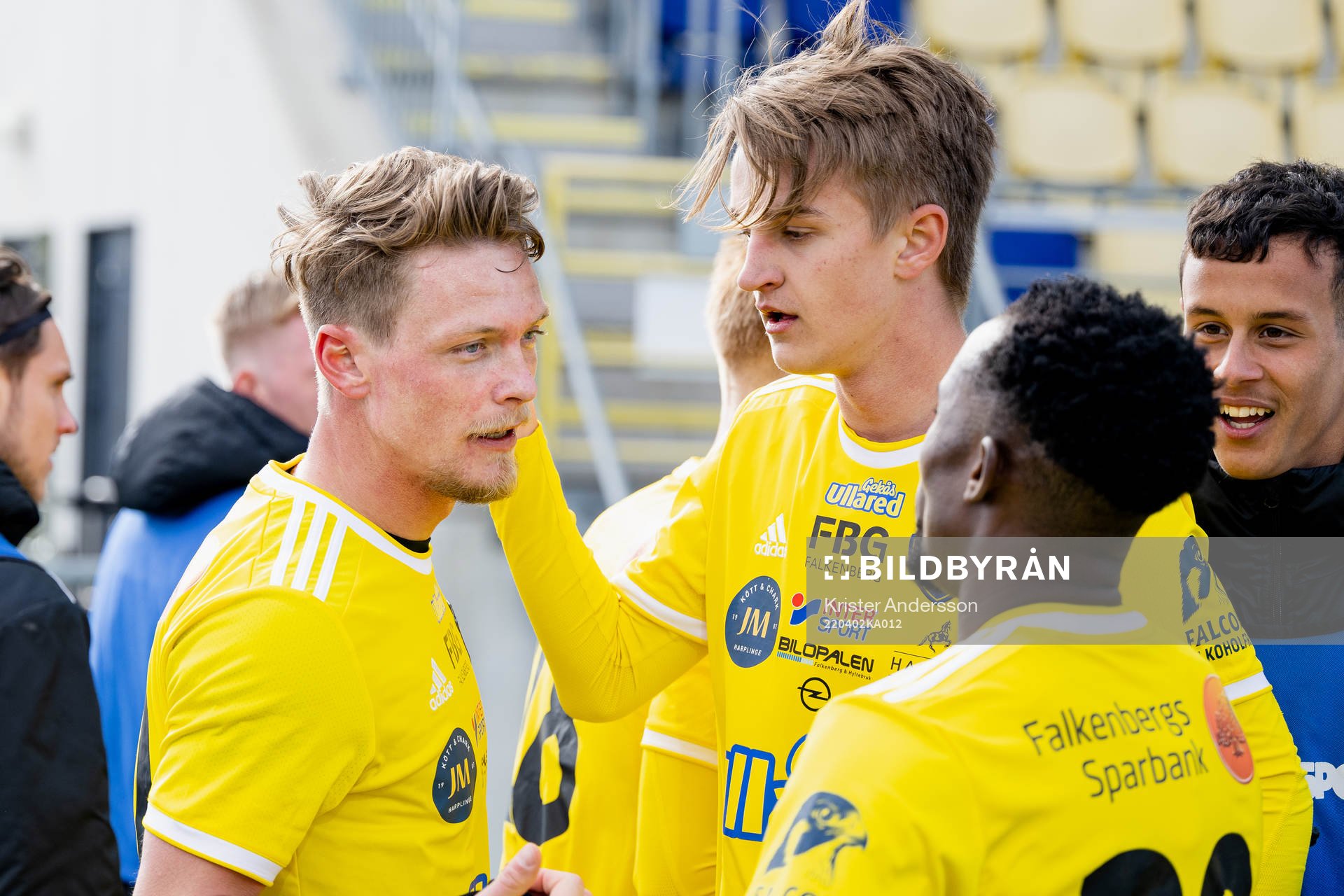 Falkenbergs Robin Hofsö jublar