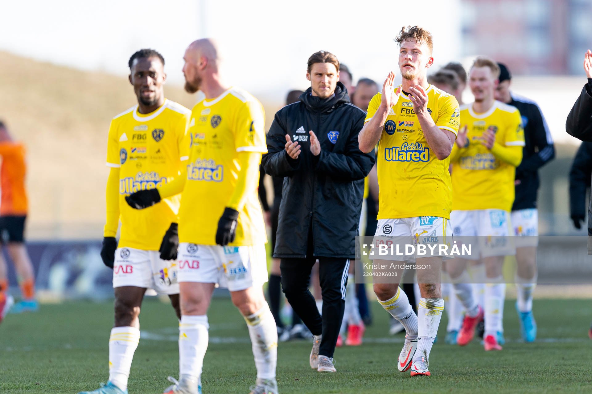 Falkenbergs Robin Hofsö jublar