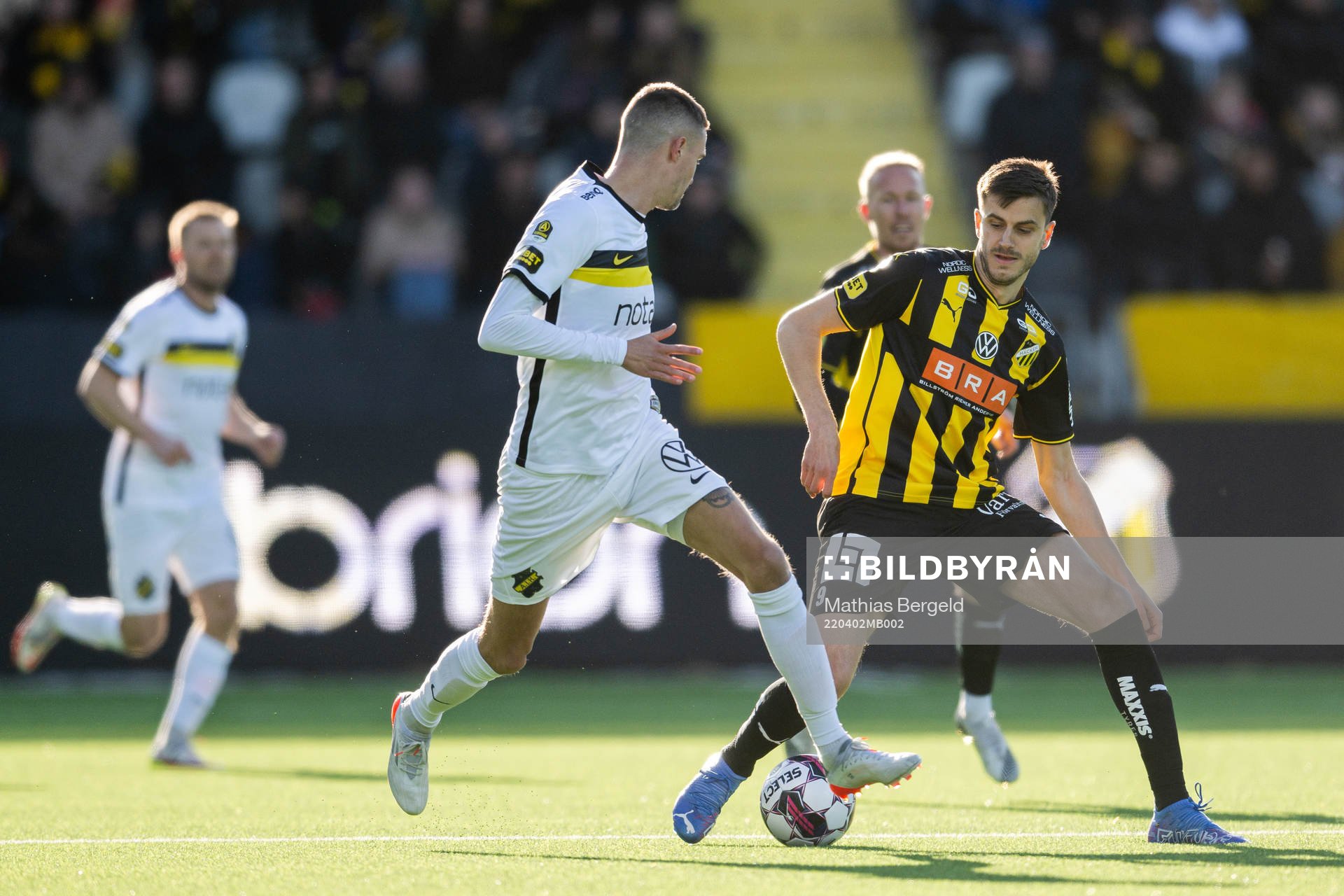 s Mikael Lustig och Häckens Alexander Jeremejeff