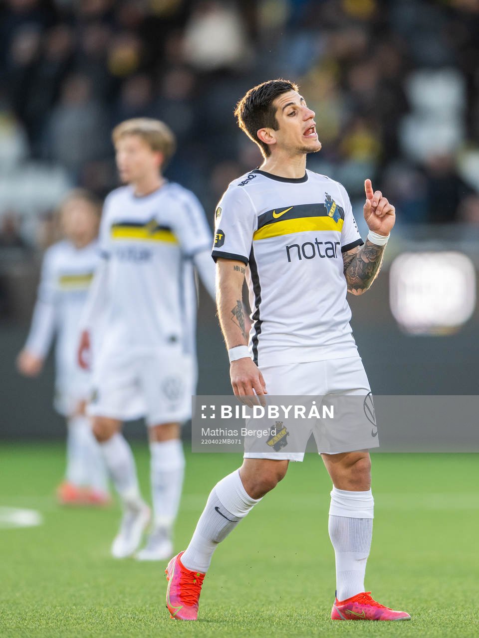 s Nicolas Stefanelli reagerar