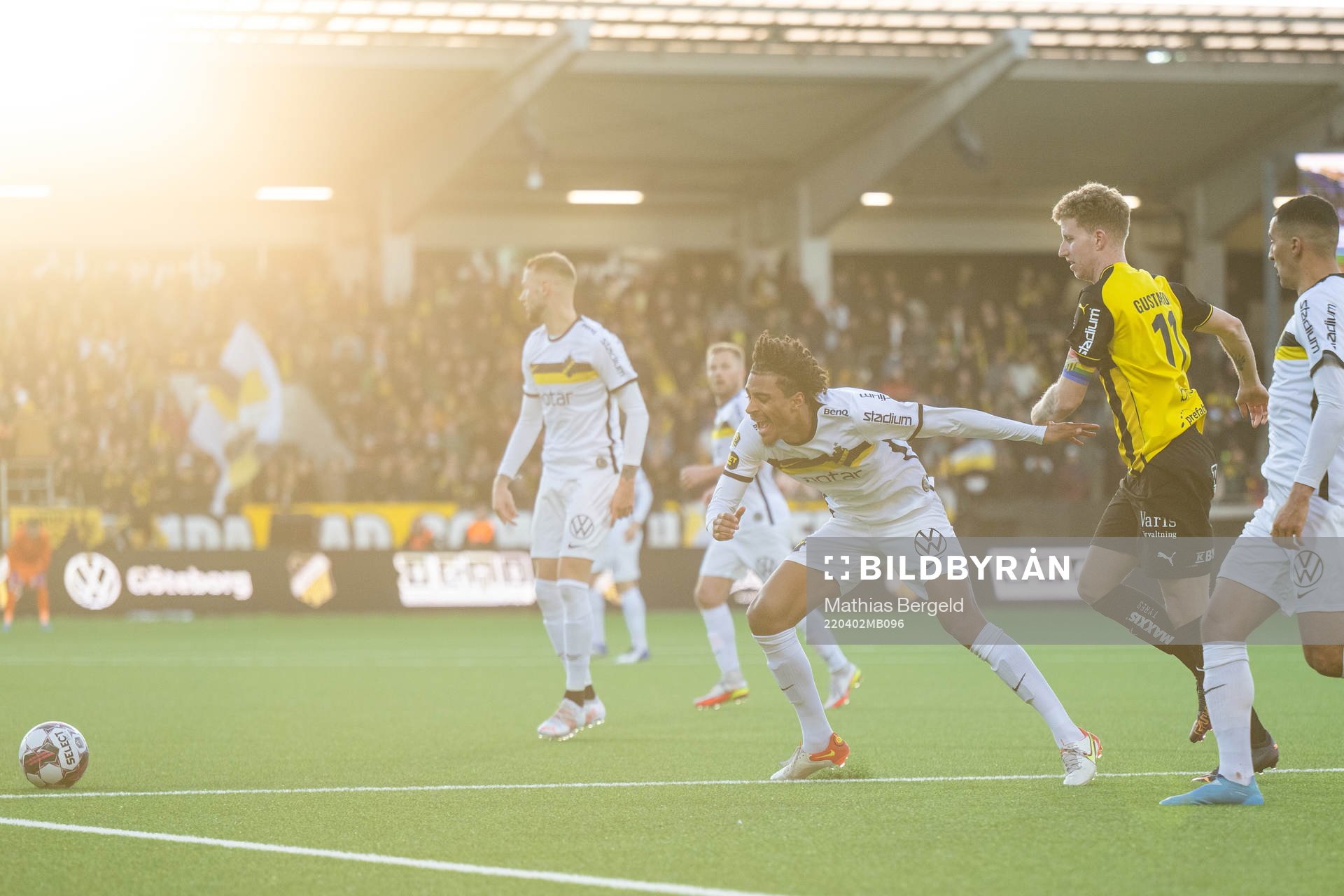 s Jesper Ceesay och Häckens Samuel Gustafson