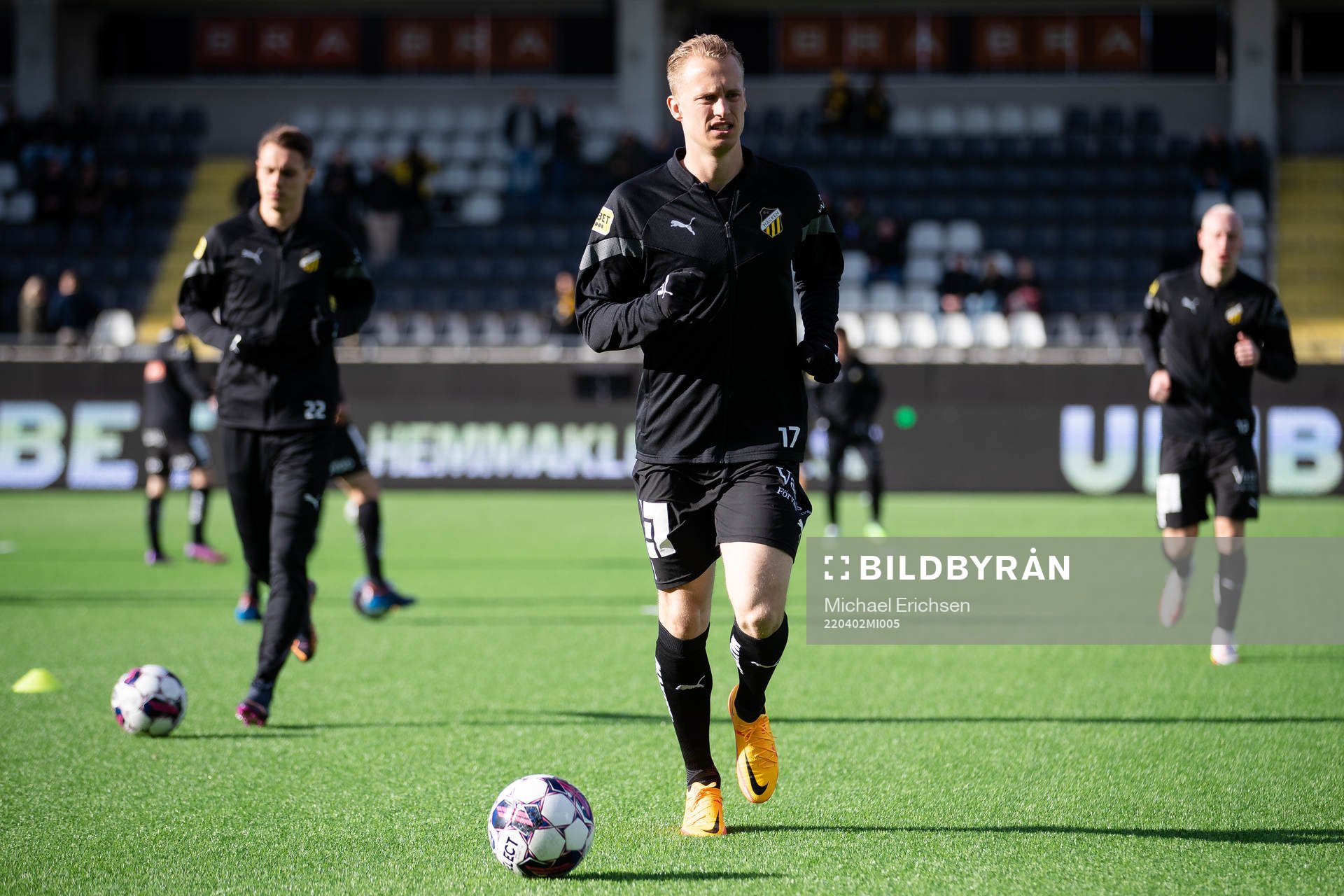 Häckens Gustav Berggren innan fotbollsmatchen i