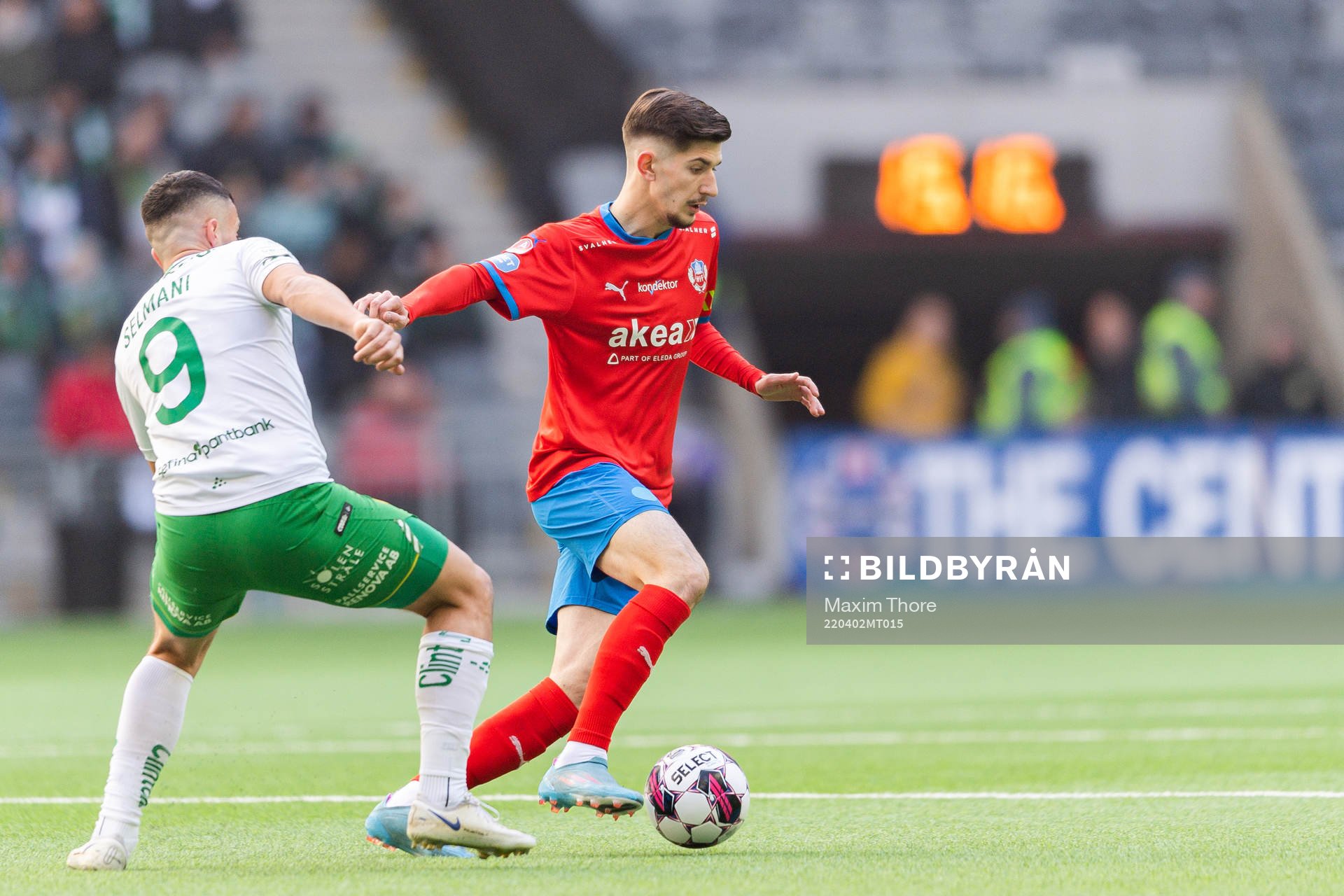 Hammarbys Astrit Selmani och Helsingborgs Armin Gigovic