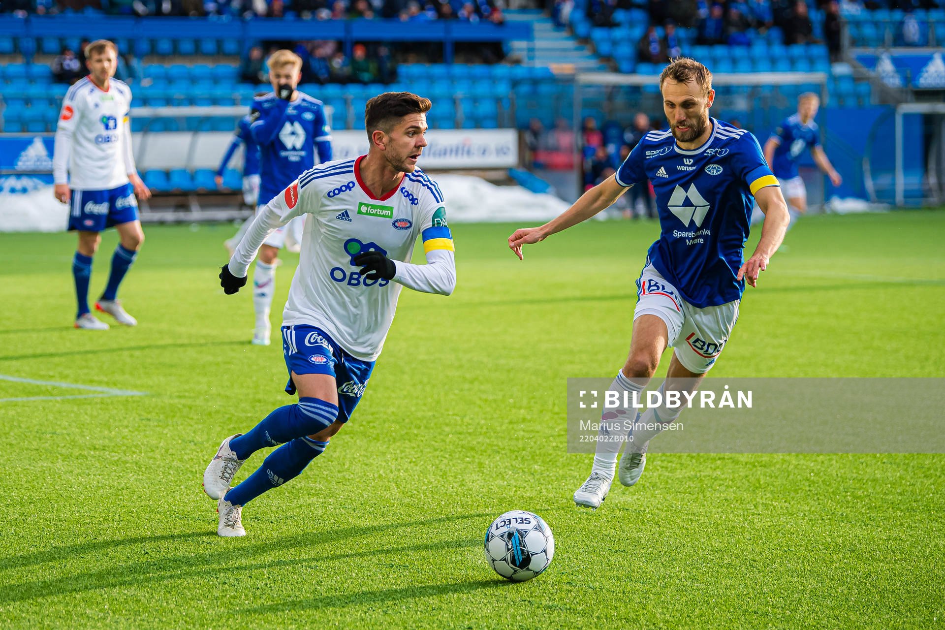 Fredrik Oldrup Jensen of Vålerenga and Magnus Wolff Eikrem