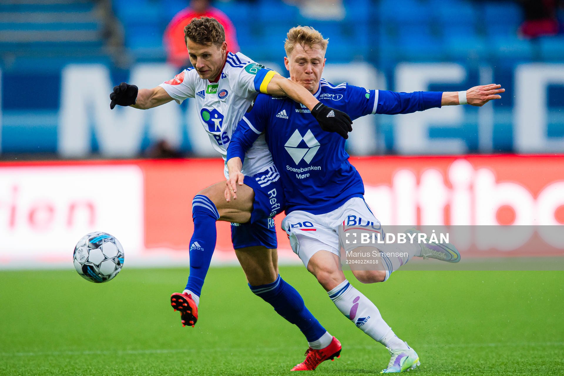Vegar Eggen Hedenstad of Vålerenga and Ola Brynhildsen of
