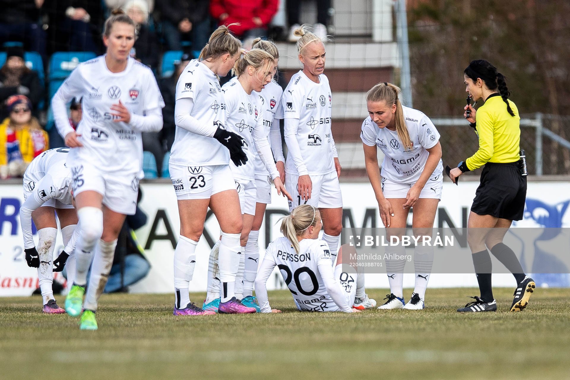 Rosengårds Mia Persson har ont