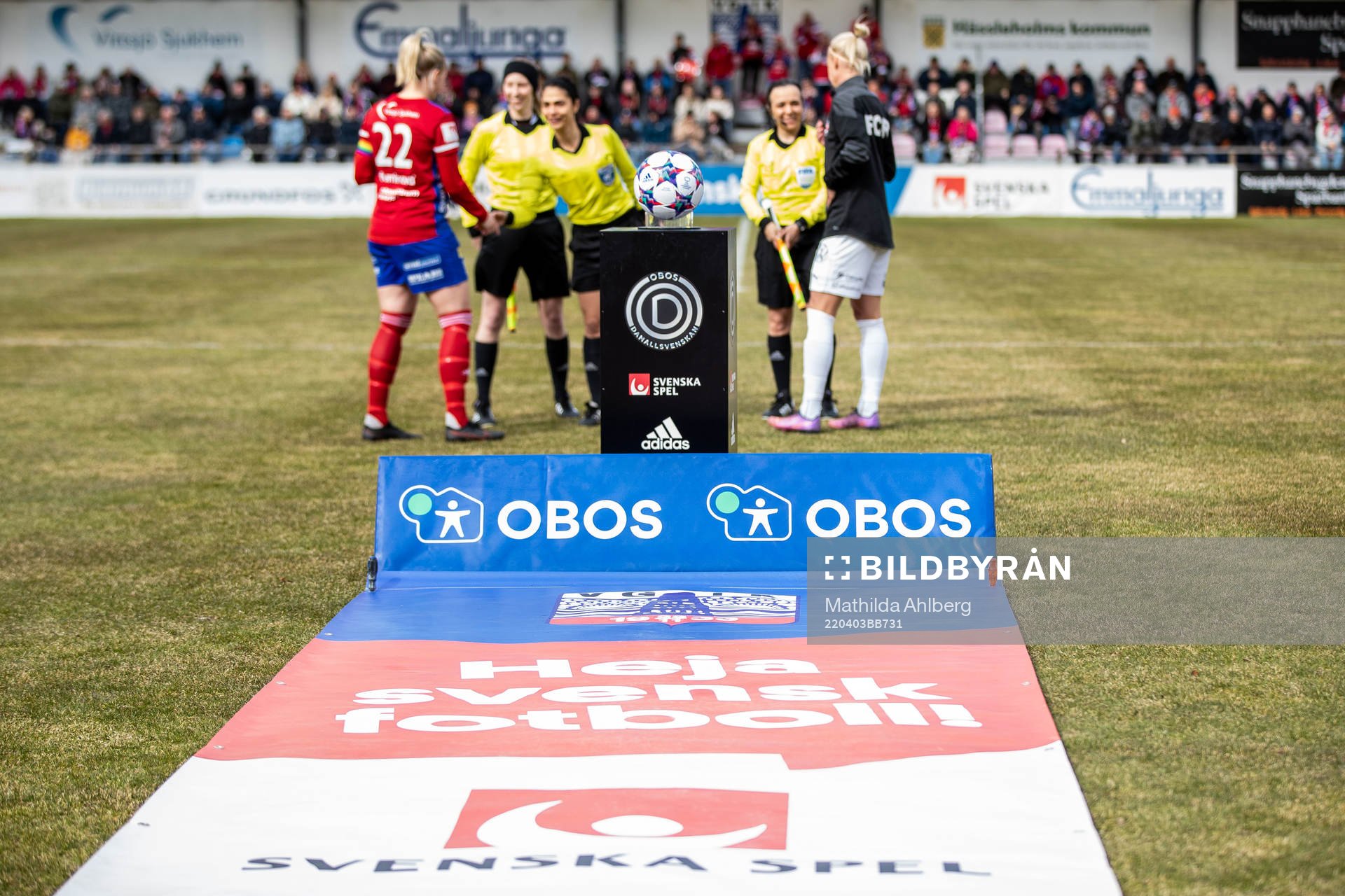 Reklamskylt för Oboe och Svenska spel