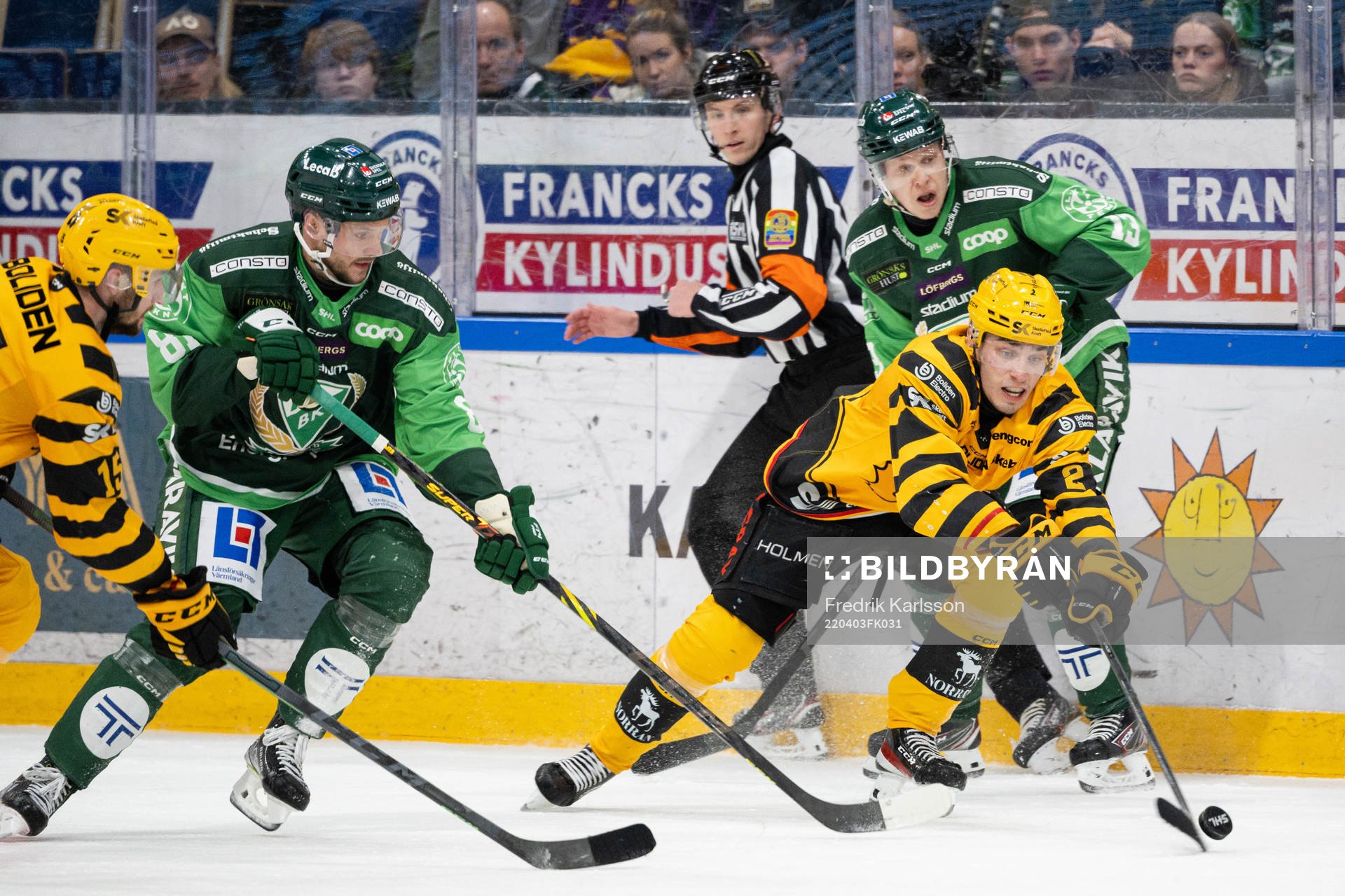 Färjestads Daniel Viksten och Skellefteås Adam Wilsby
