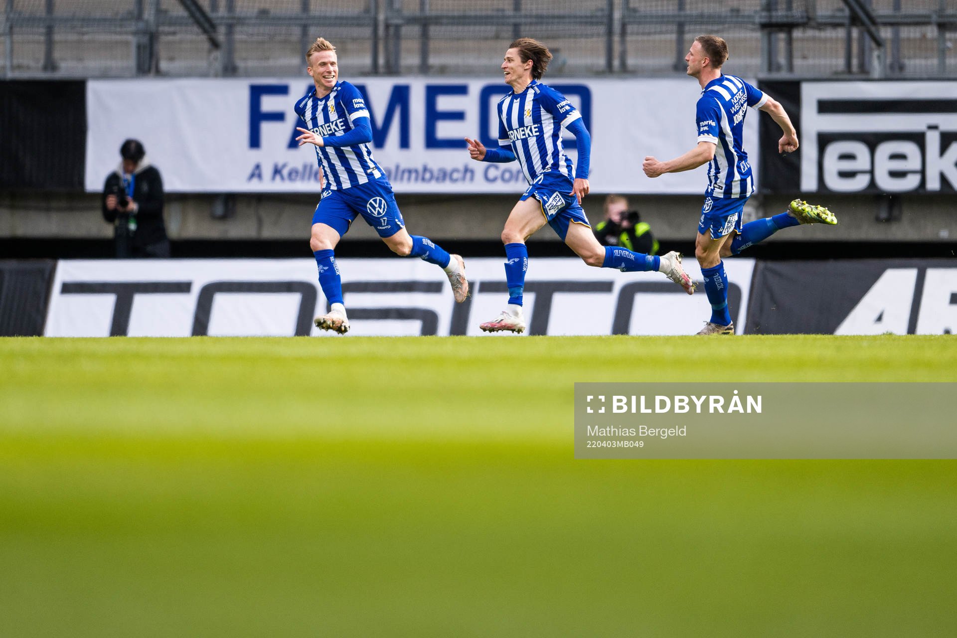 IFK Göteborgs Oscar Wendt och Carl Johansson jublar med