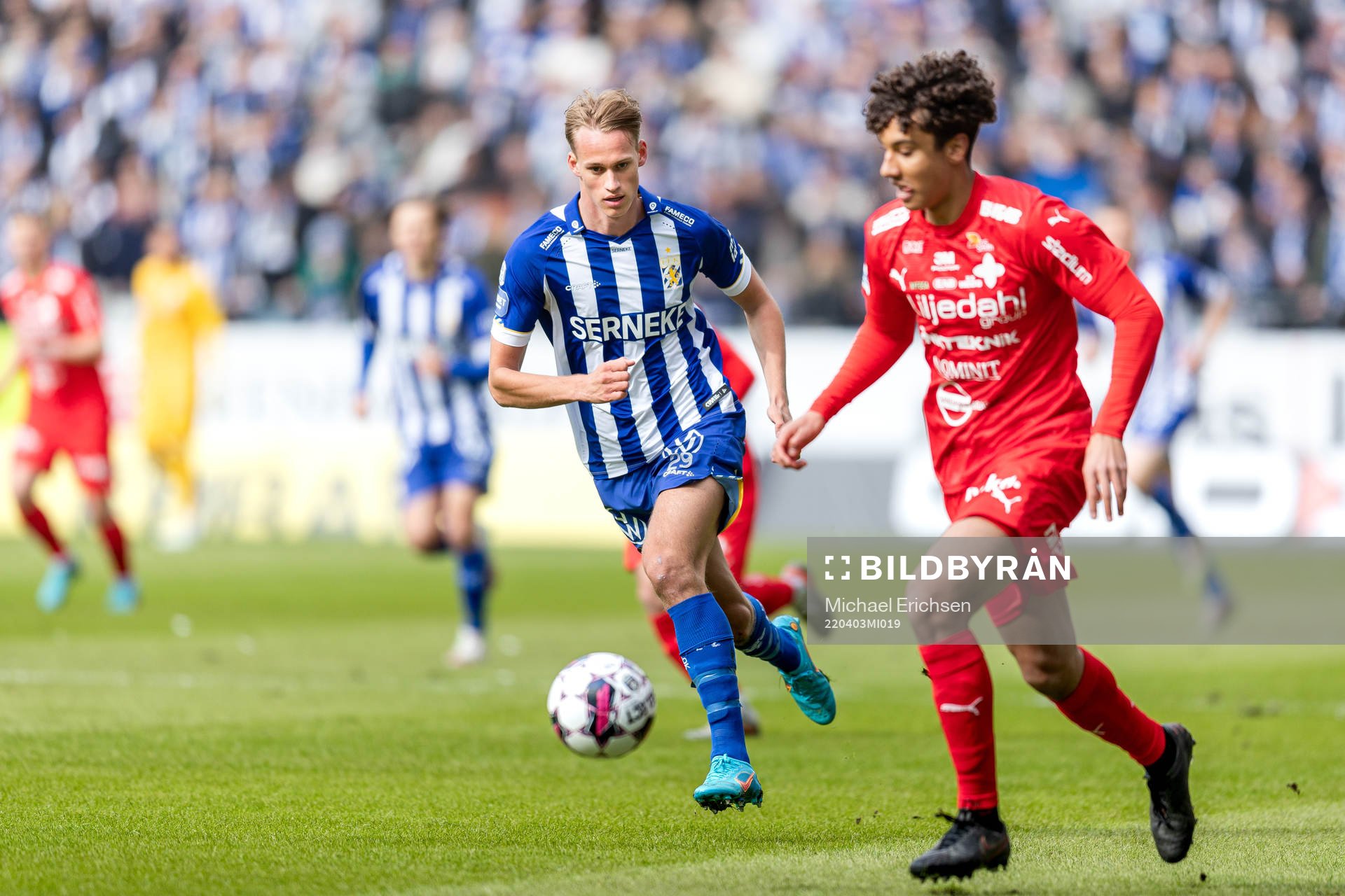 IFK Göteborgs Oscar Vilhelmsson och Värnamos Robin Tihi
