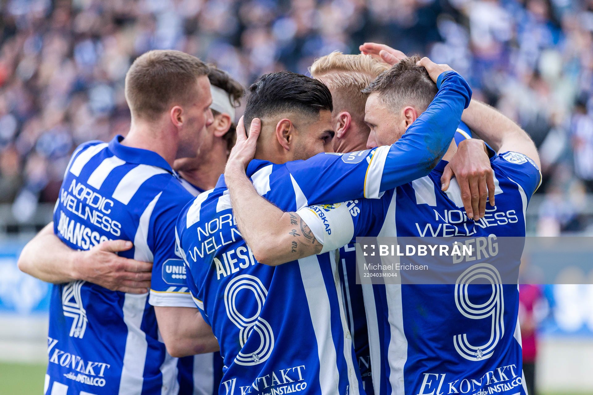 IFK Göteborgs spelare jublar med Marcus Berg
