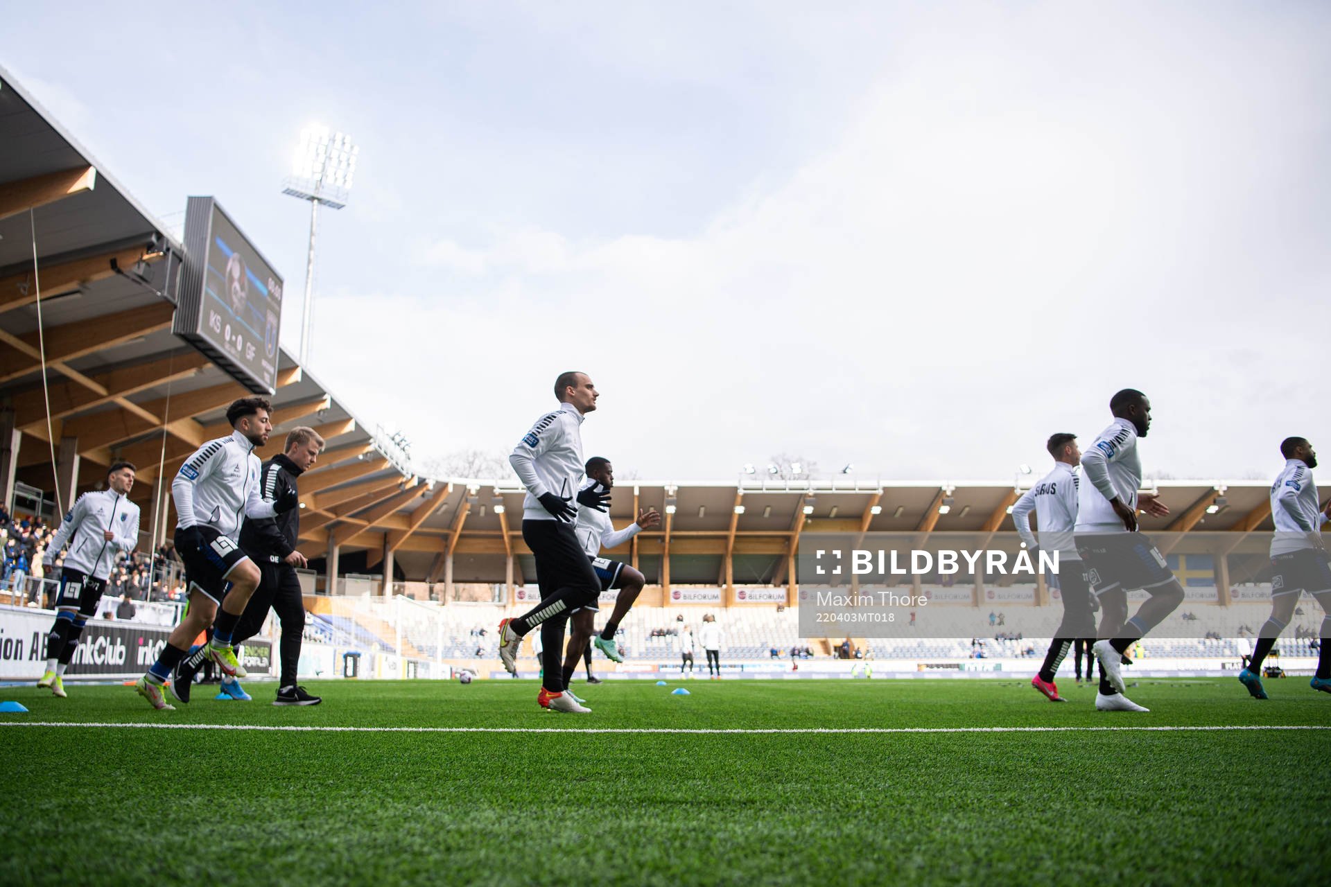 Sirius spelare värmer upp