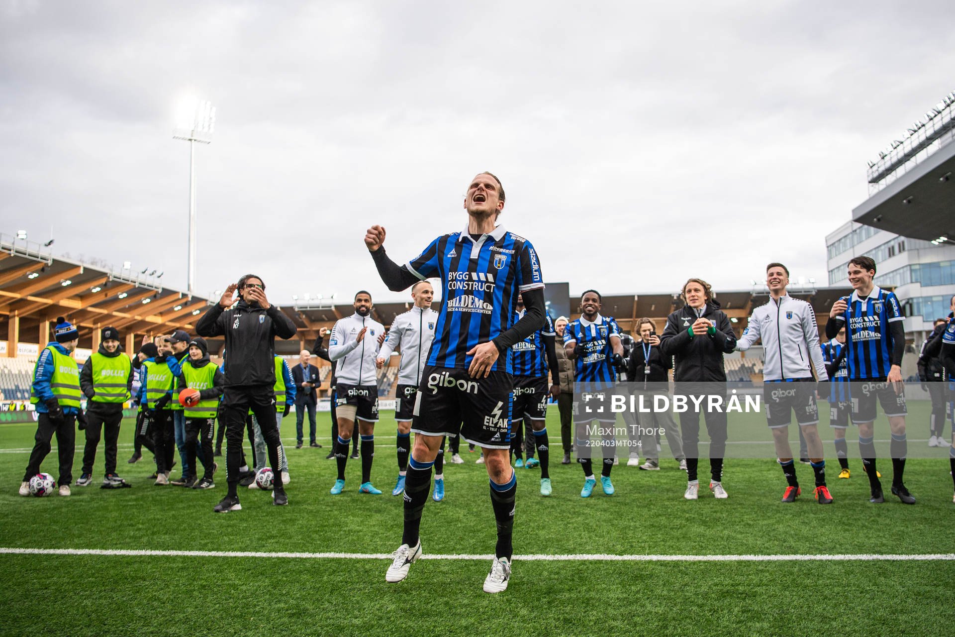 Sirius Tim Björkström jublar