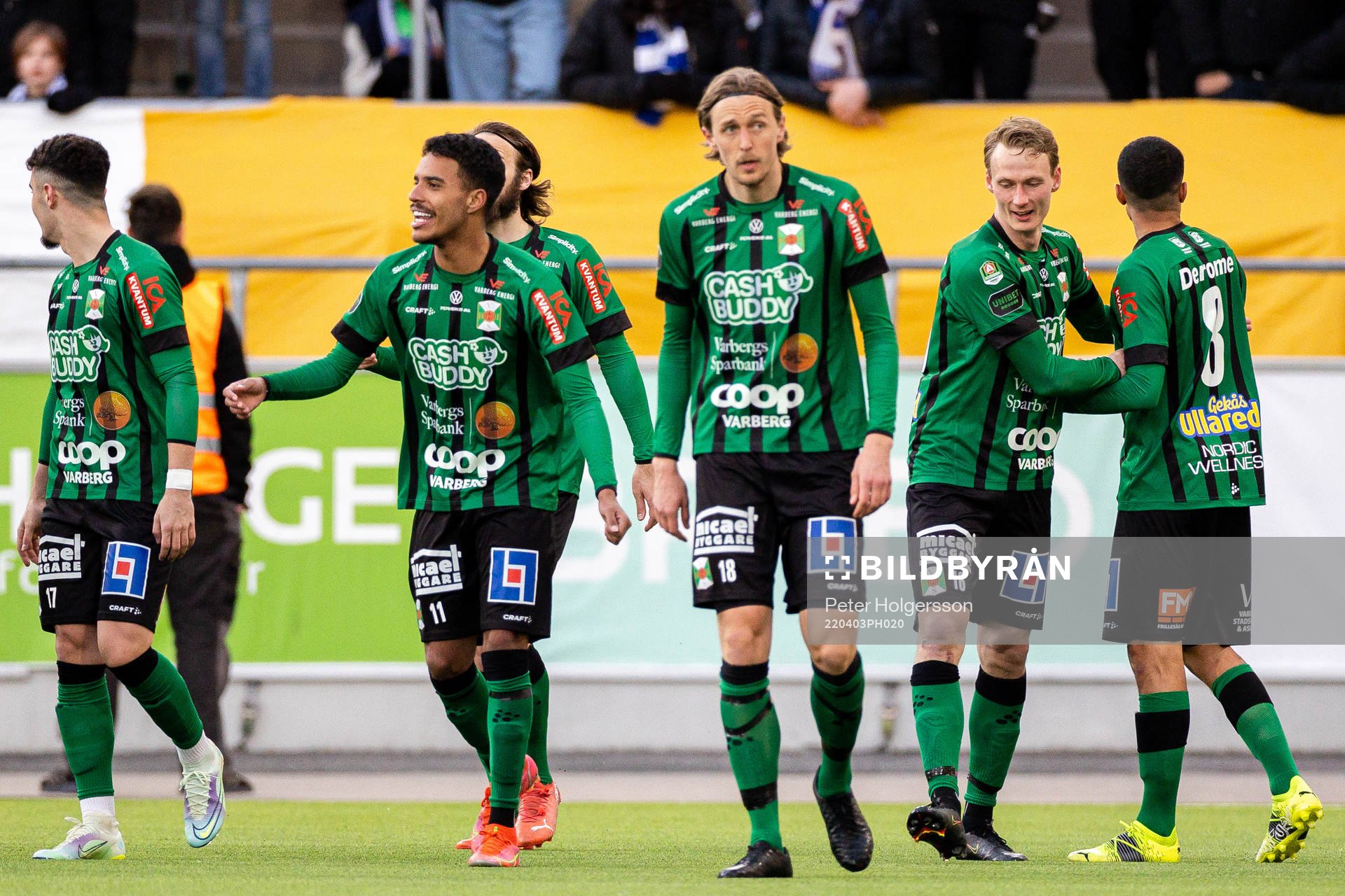 Varbergs spelare jublar