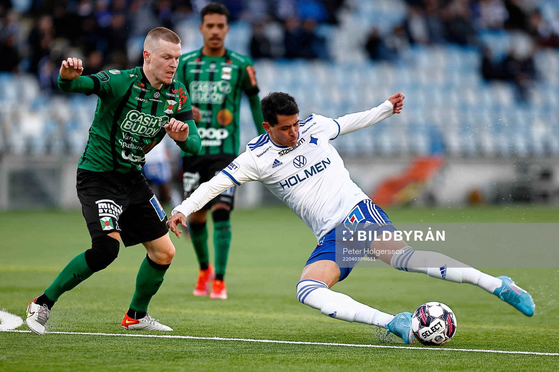 Varbergs Anton Liljenbäck och IFK Norrköpings Jean Carlos