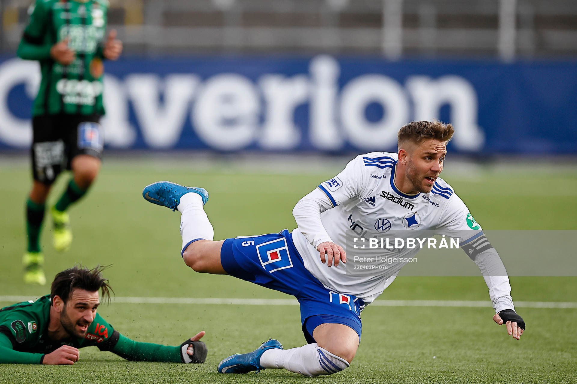 IFK Norrköpings Christoffer Nyman fälls
