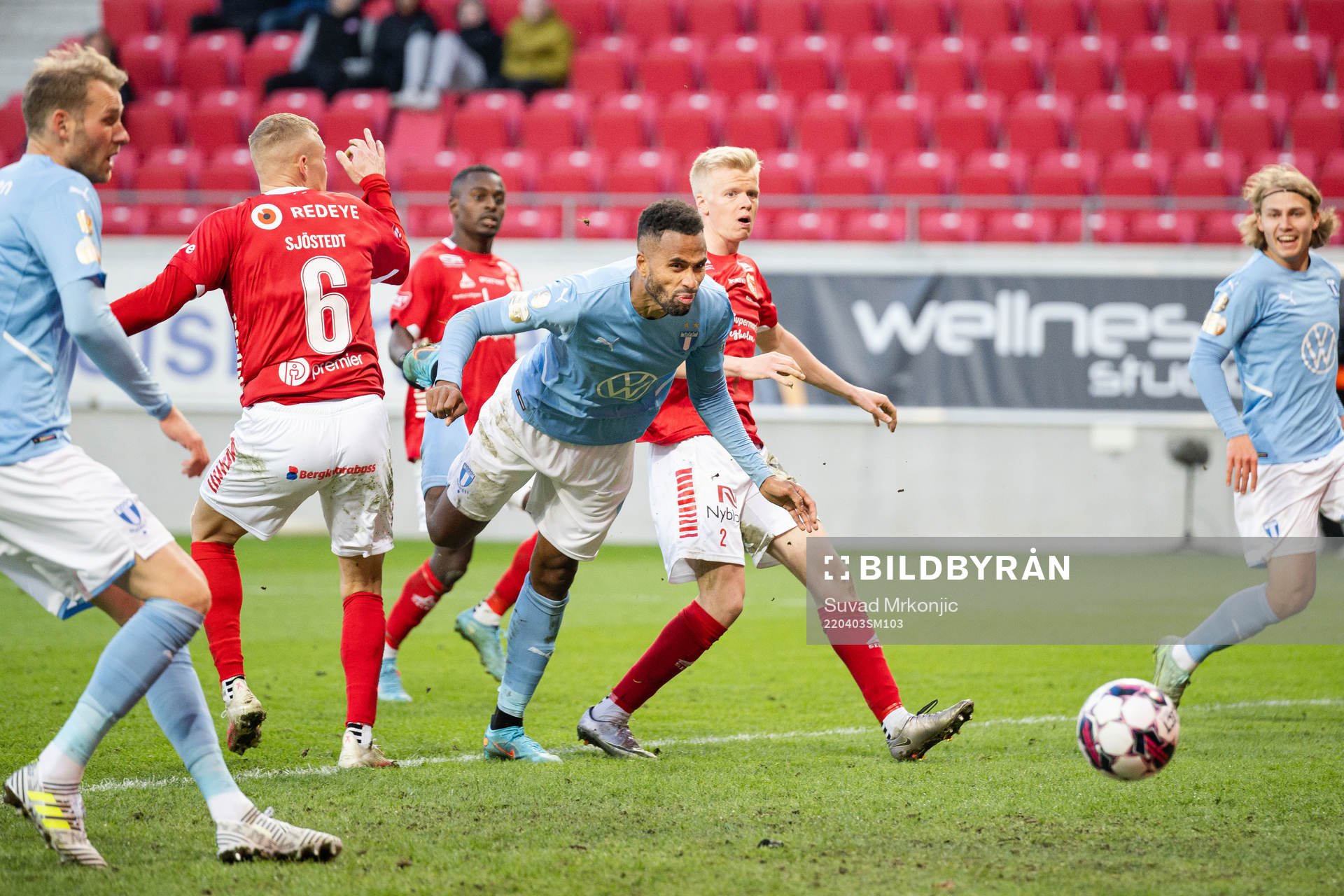 Malmö FFs Isaac Kiese Thelin gör 0-1