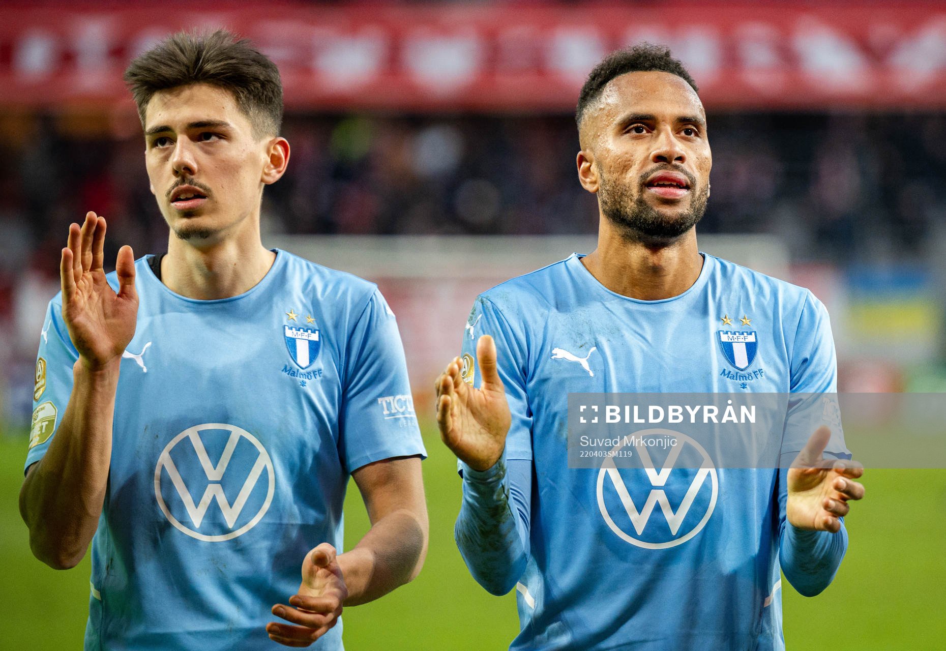 Malmö FFs Dennis Hadzikadunic  och Isaac Kiese Thelin