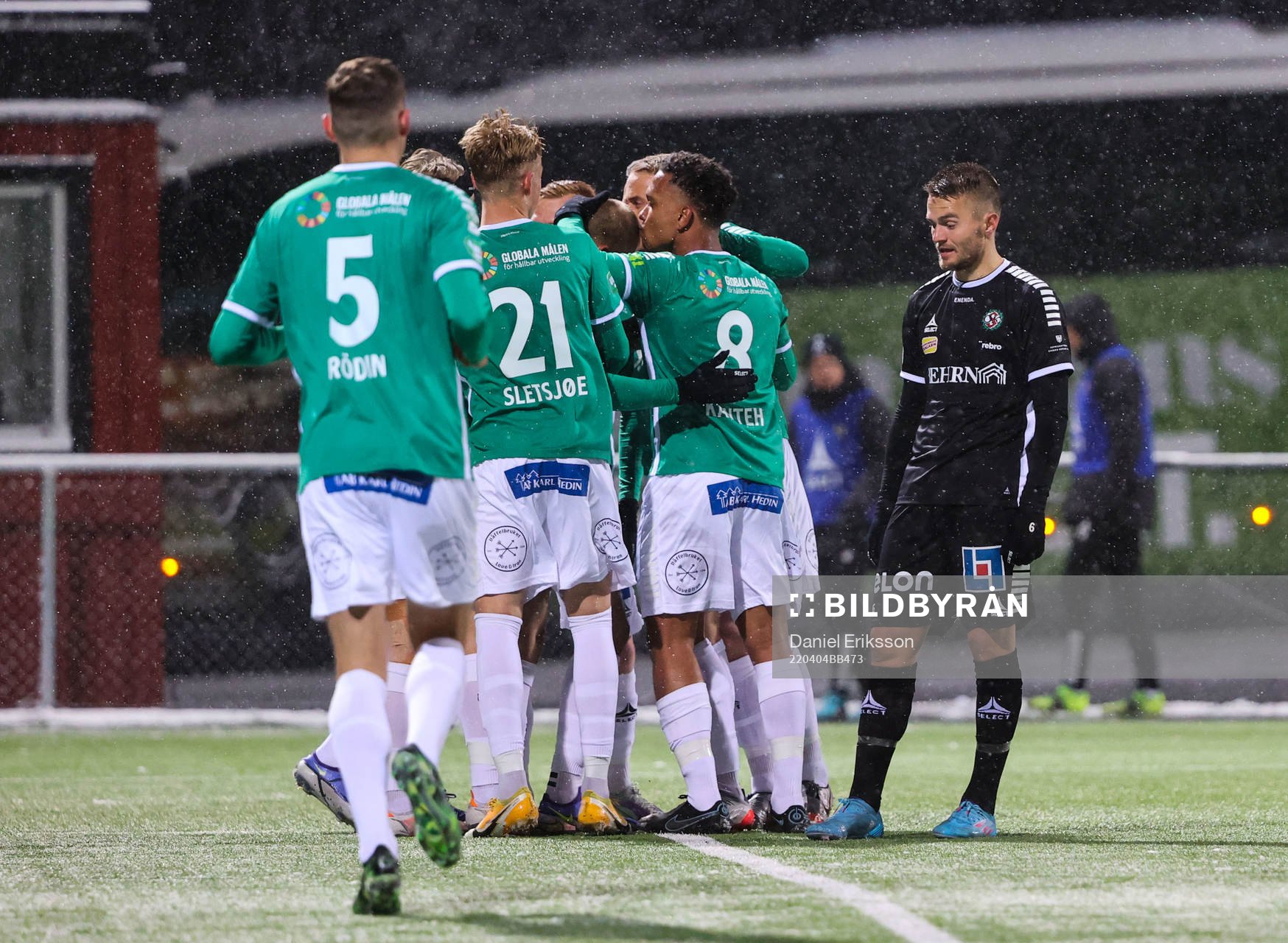 Brages spelare jublar