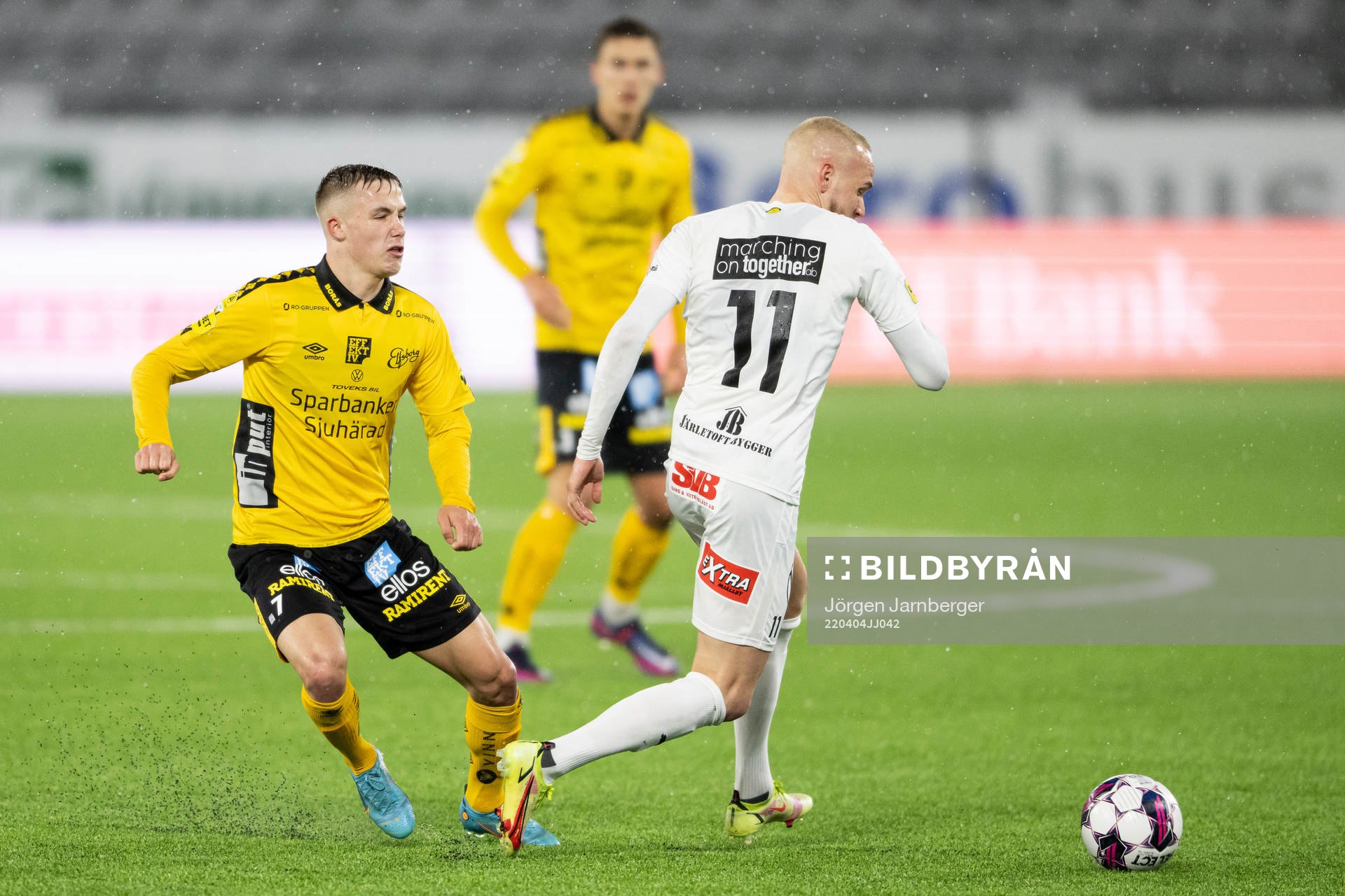 Elfsborgs Jacob Ondrejka och Mjällbys Adam Ståhl