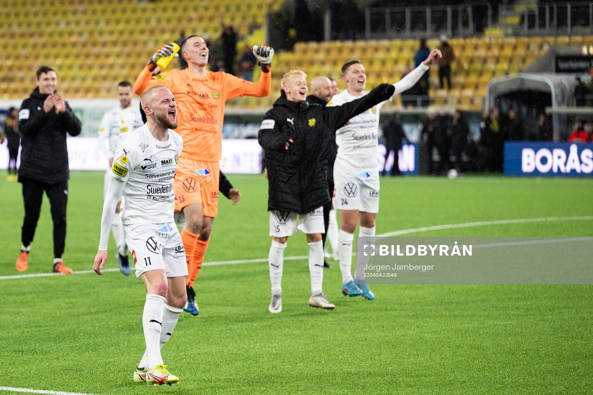 Mjällbys Adam Ståhl jublar