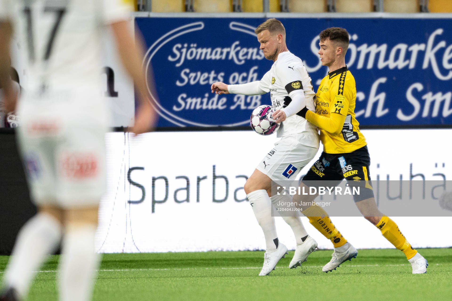 Mjällbys David Löfquist och Elfsborgs Leo Väisänen