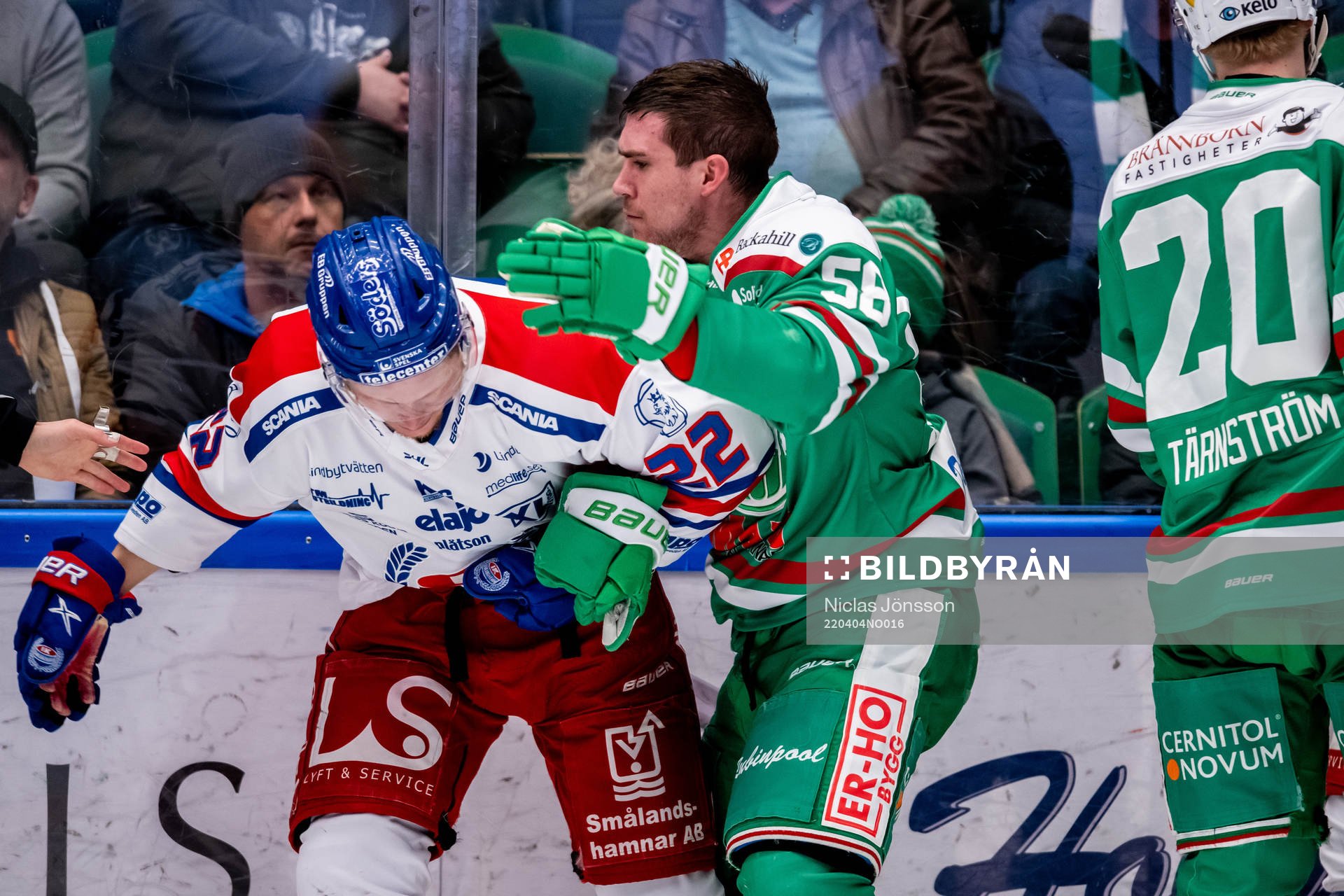 Oskarshamns John Dahlström  och Rögles Ryan McKiernan