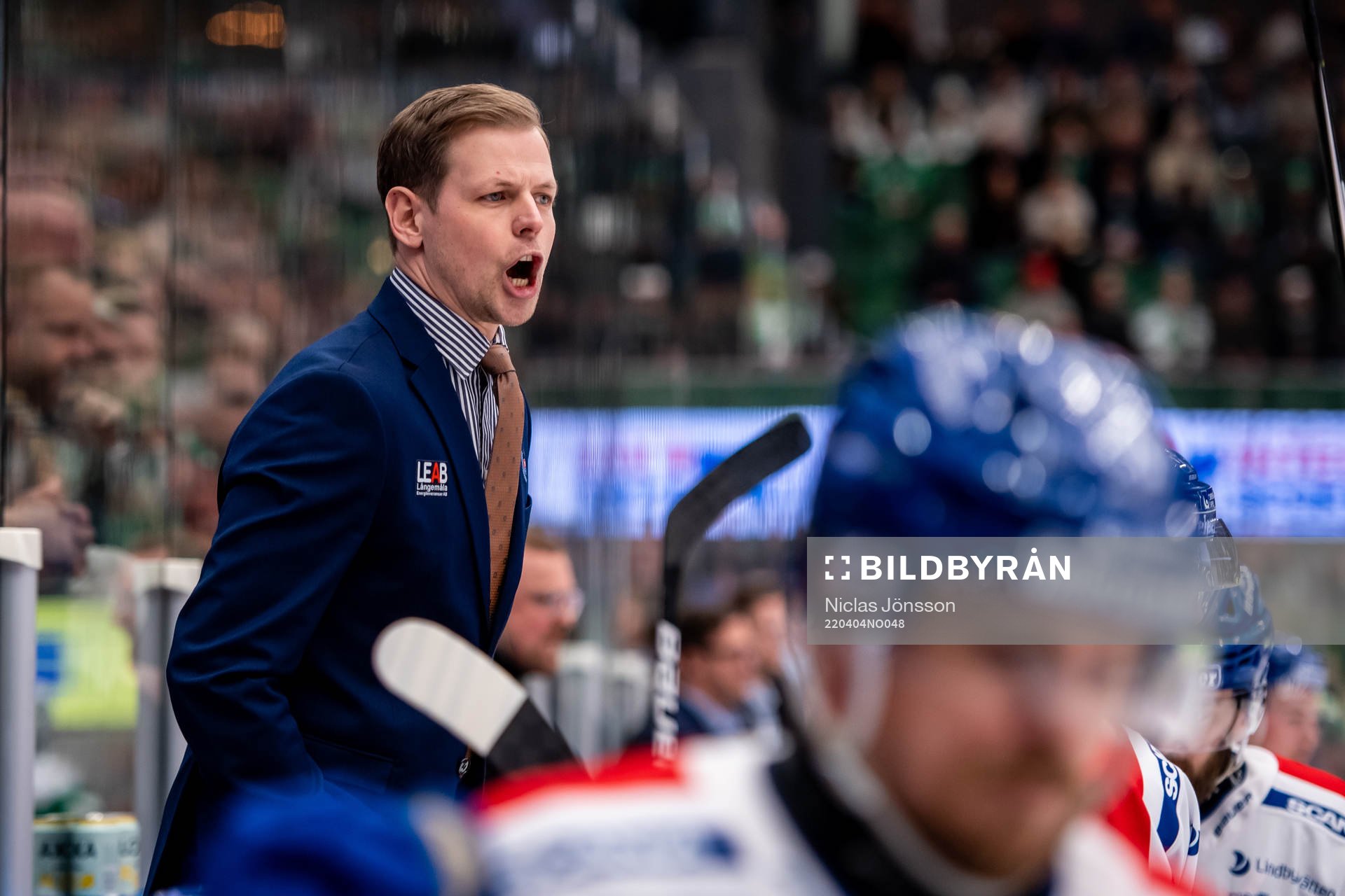 Oskarshamns tränare Martin Filander reagerar