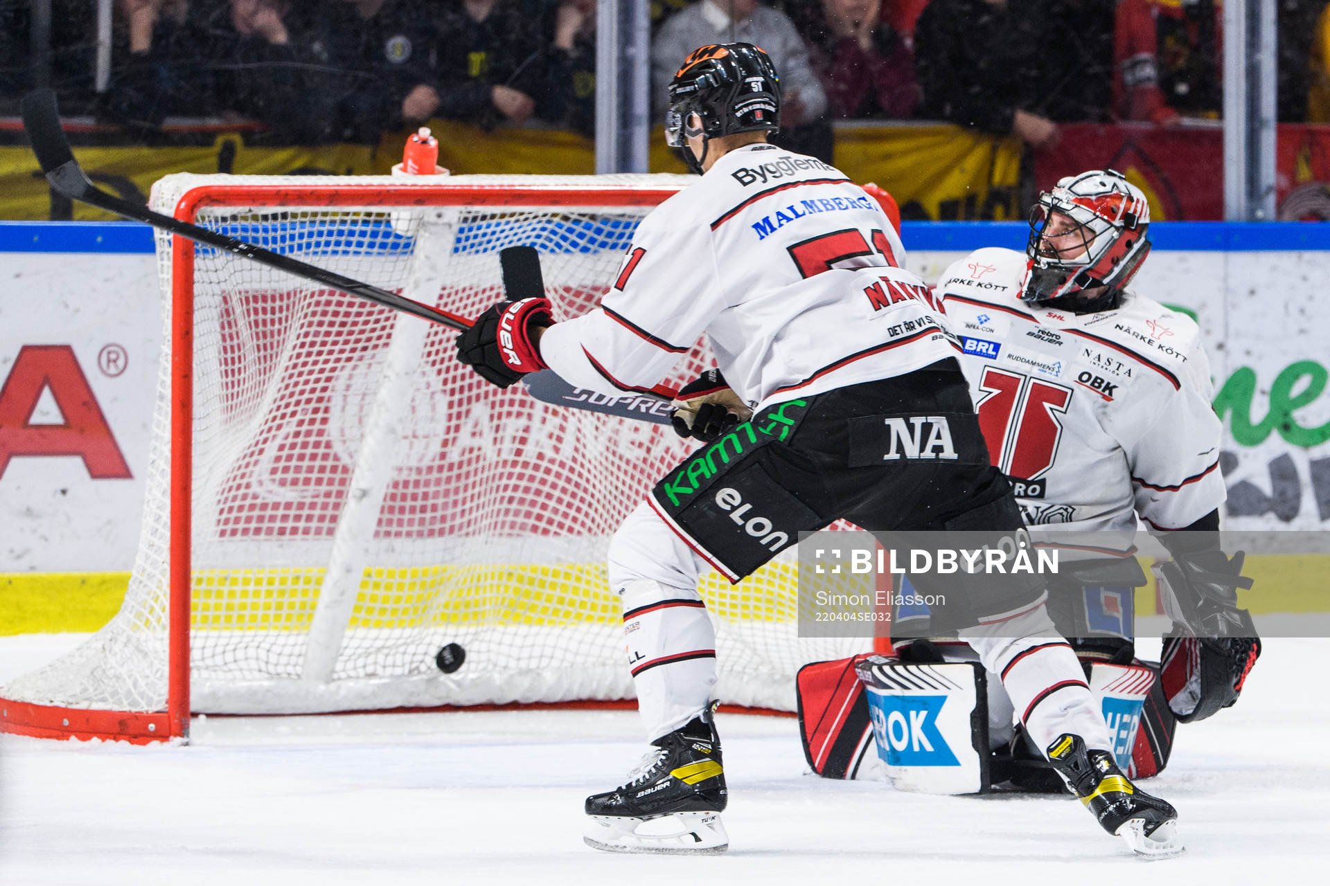 Örebros målvakt Jhonas Enroth släpper in 2-1