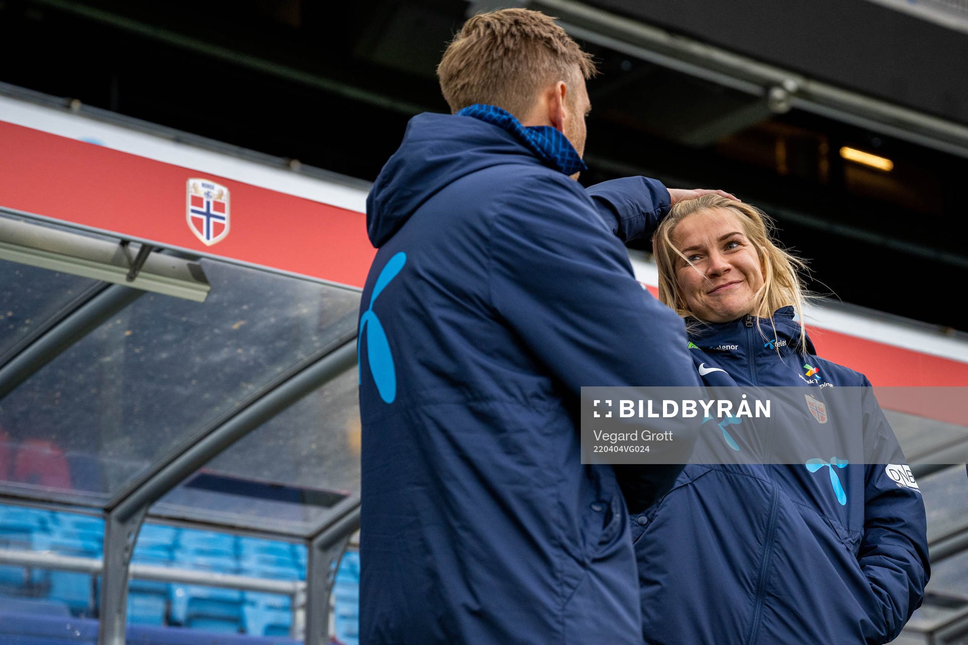 Martin Sjögren, head coach, and Ada Hegerberg of the