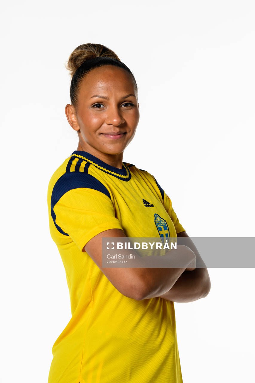 Madelen Janogy