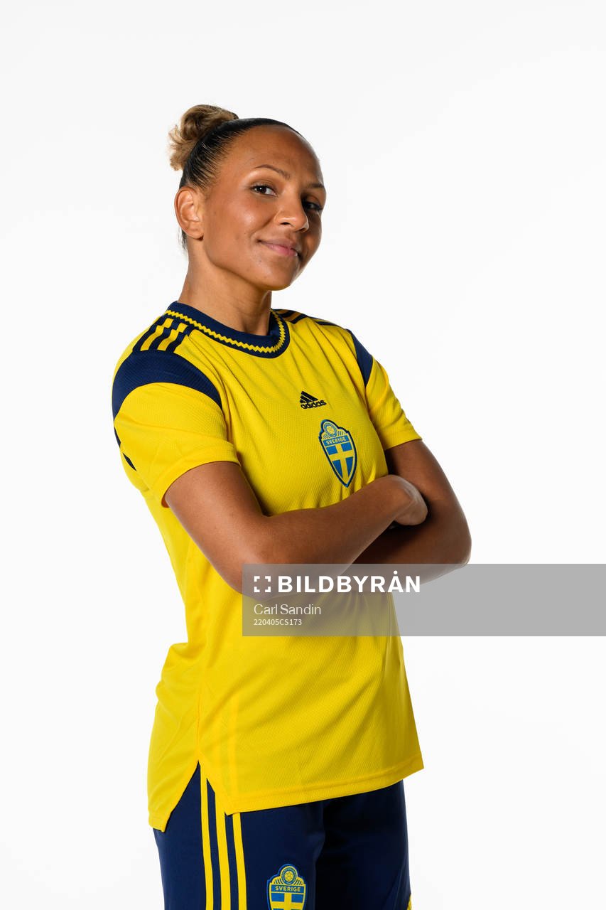 Madelen Janogy
