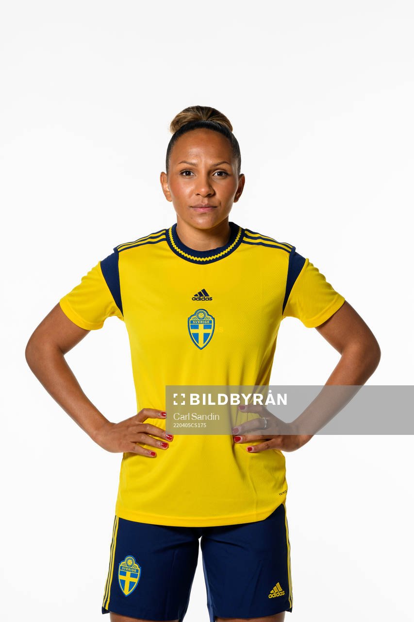 Madelen Janogy